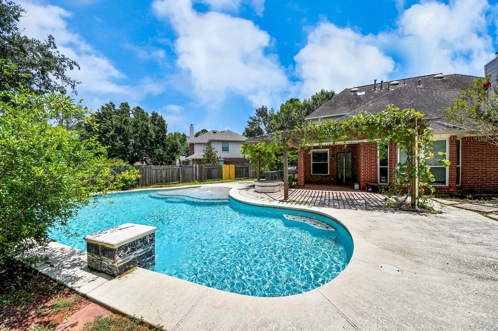 20510 Pioneer Bend Court Property Photo 1