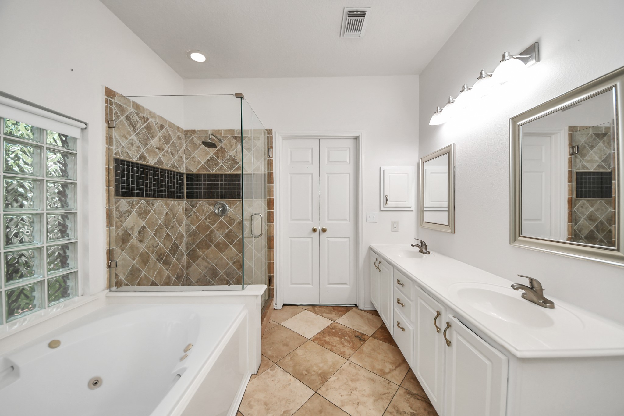 20510 Pioneer Bend Court Property Photo 19