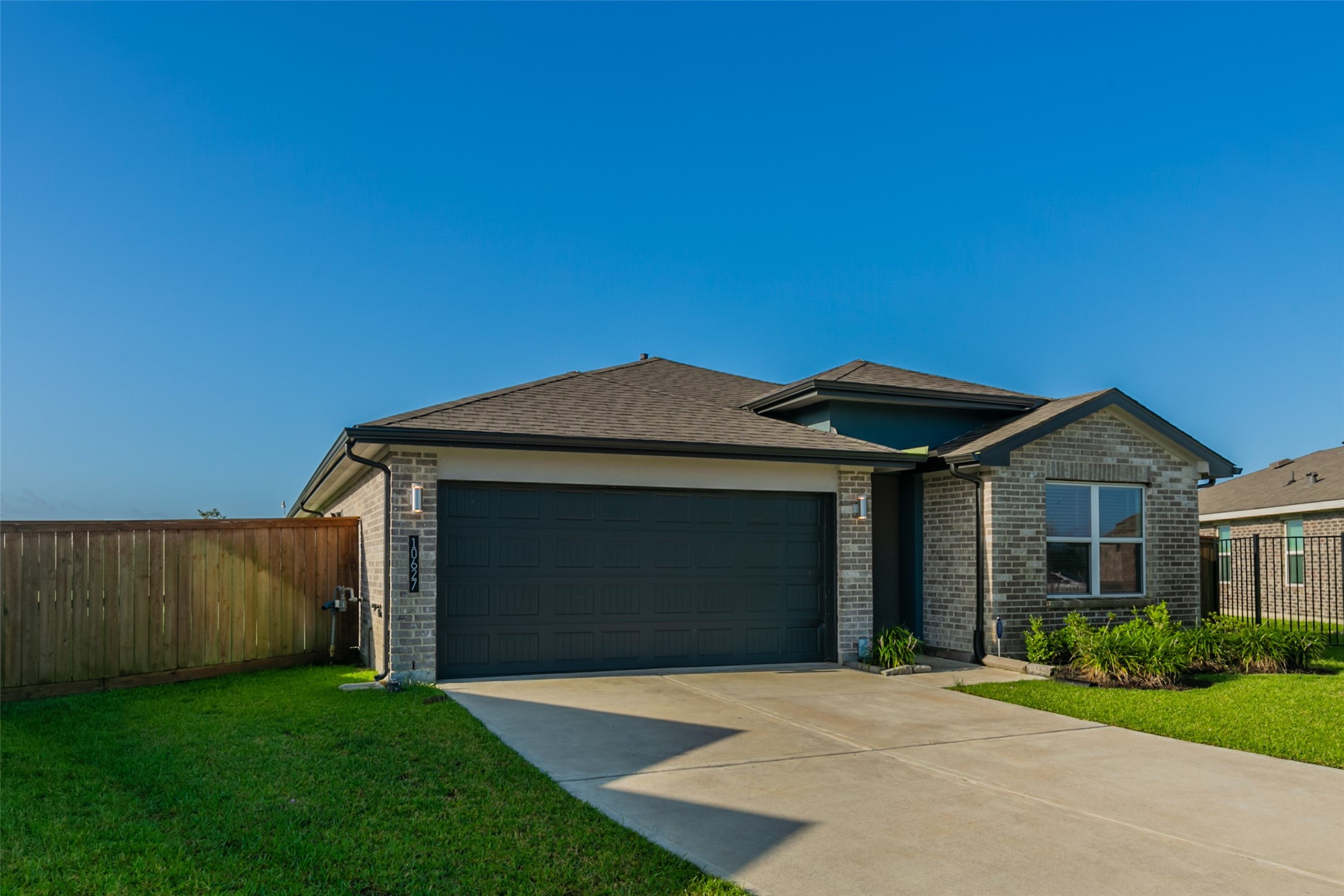 10627 Great Basin Drive Property Photo 1