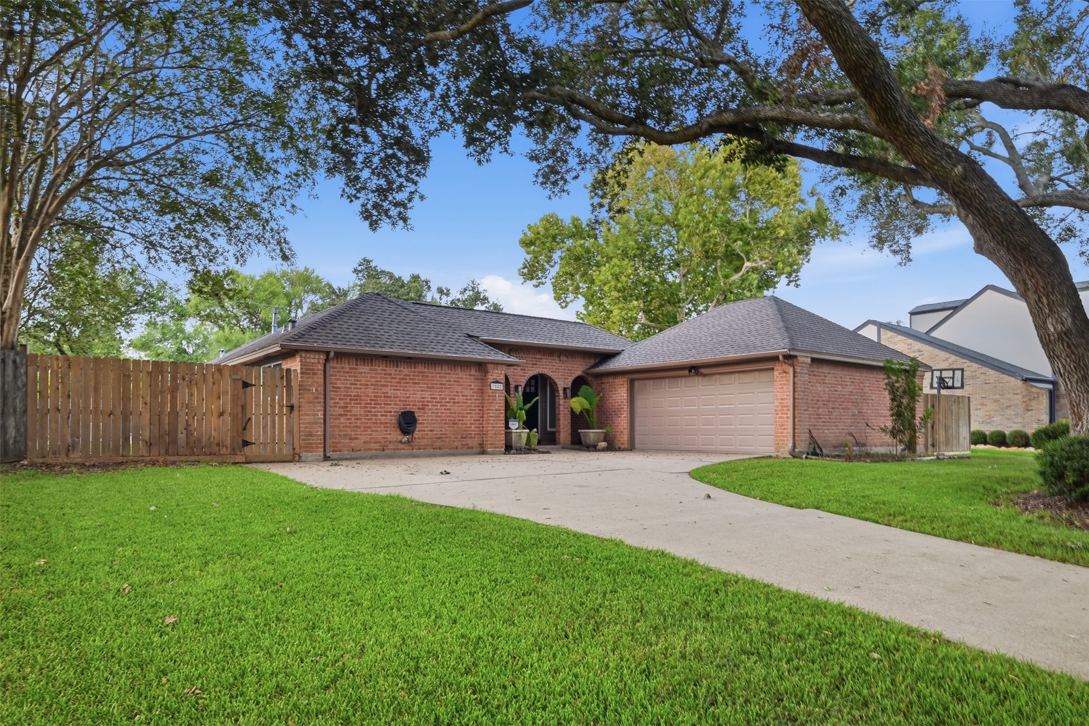 3502 Plum Brook Lane Property Photo 1