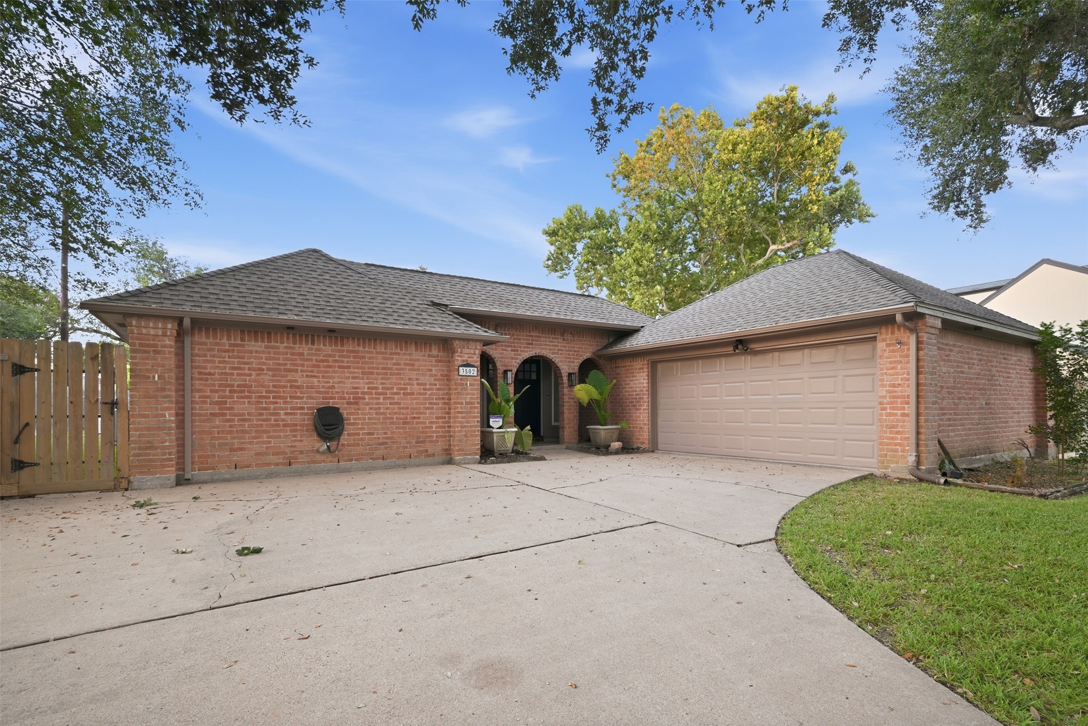 3502 Plum Brook Lane Property Photo 2