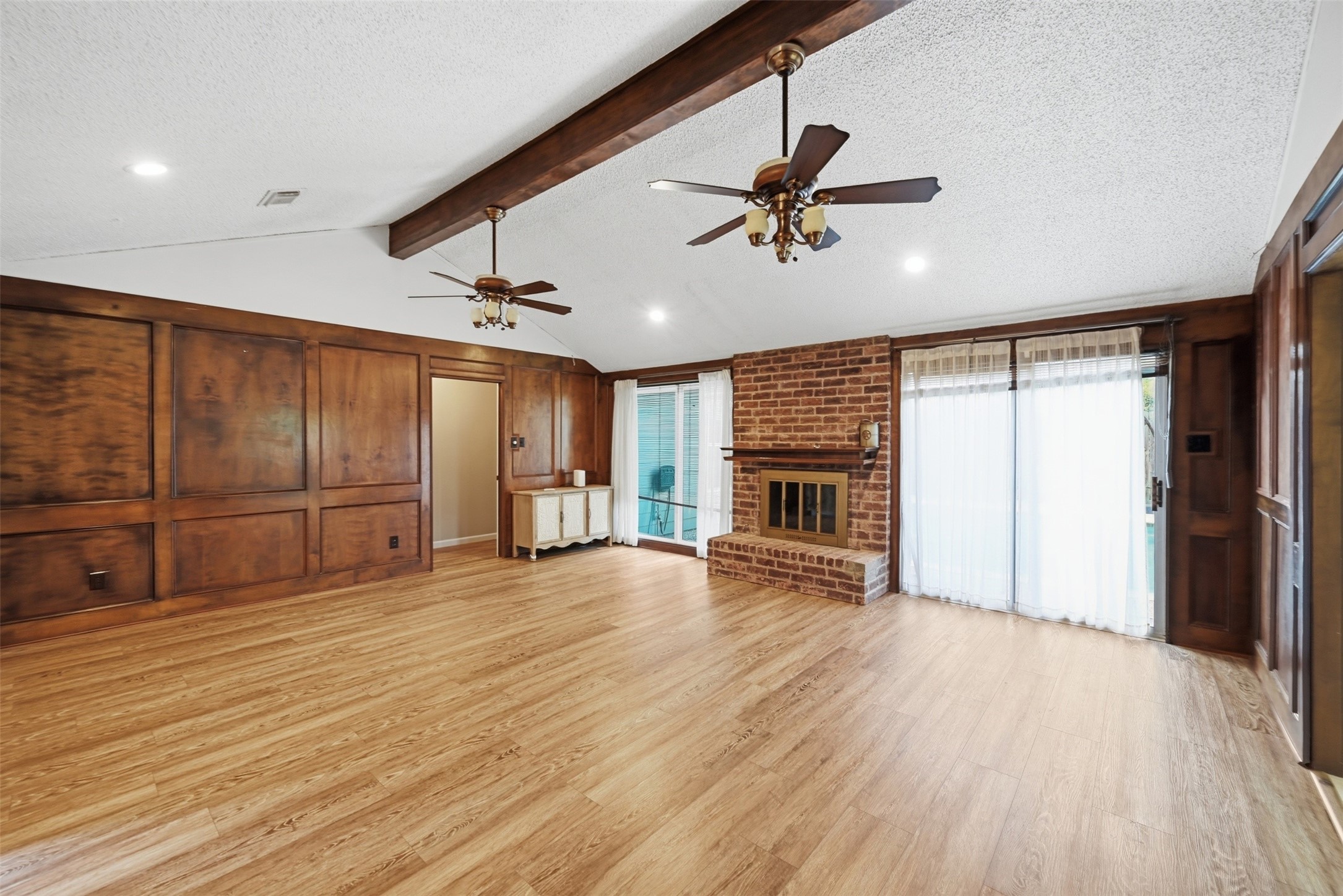 3502 Plum Brook Lane Property Photo 8