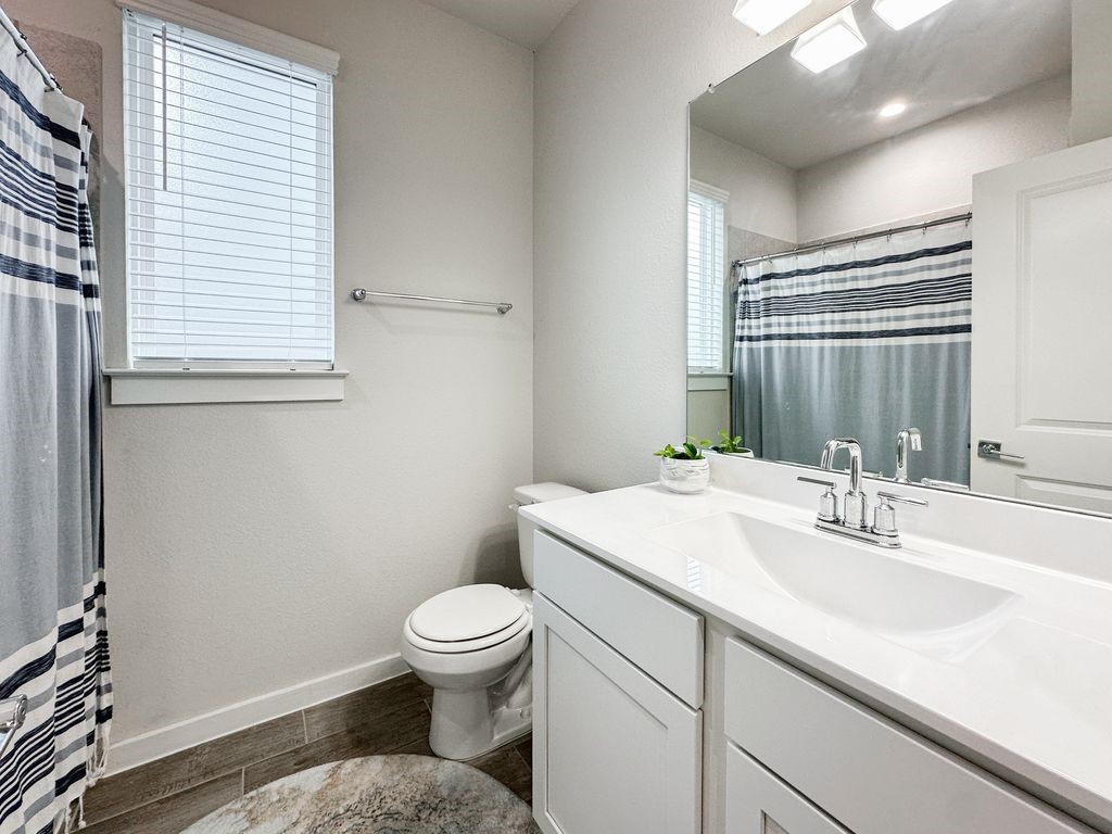 33023 School Hill Rd Property Photo 9