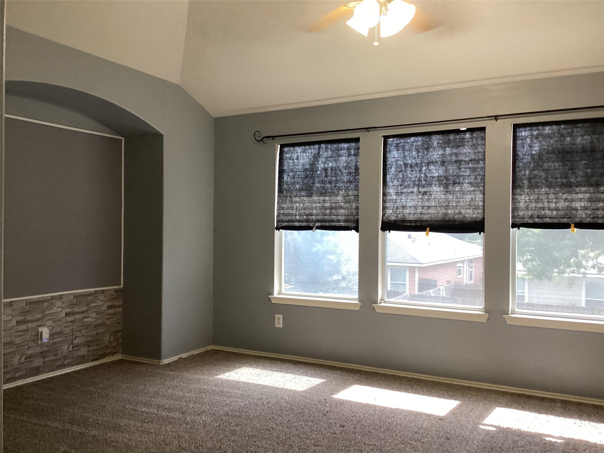 21214 Wortham Oaks Drive Property Photo 9