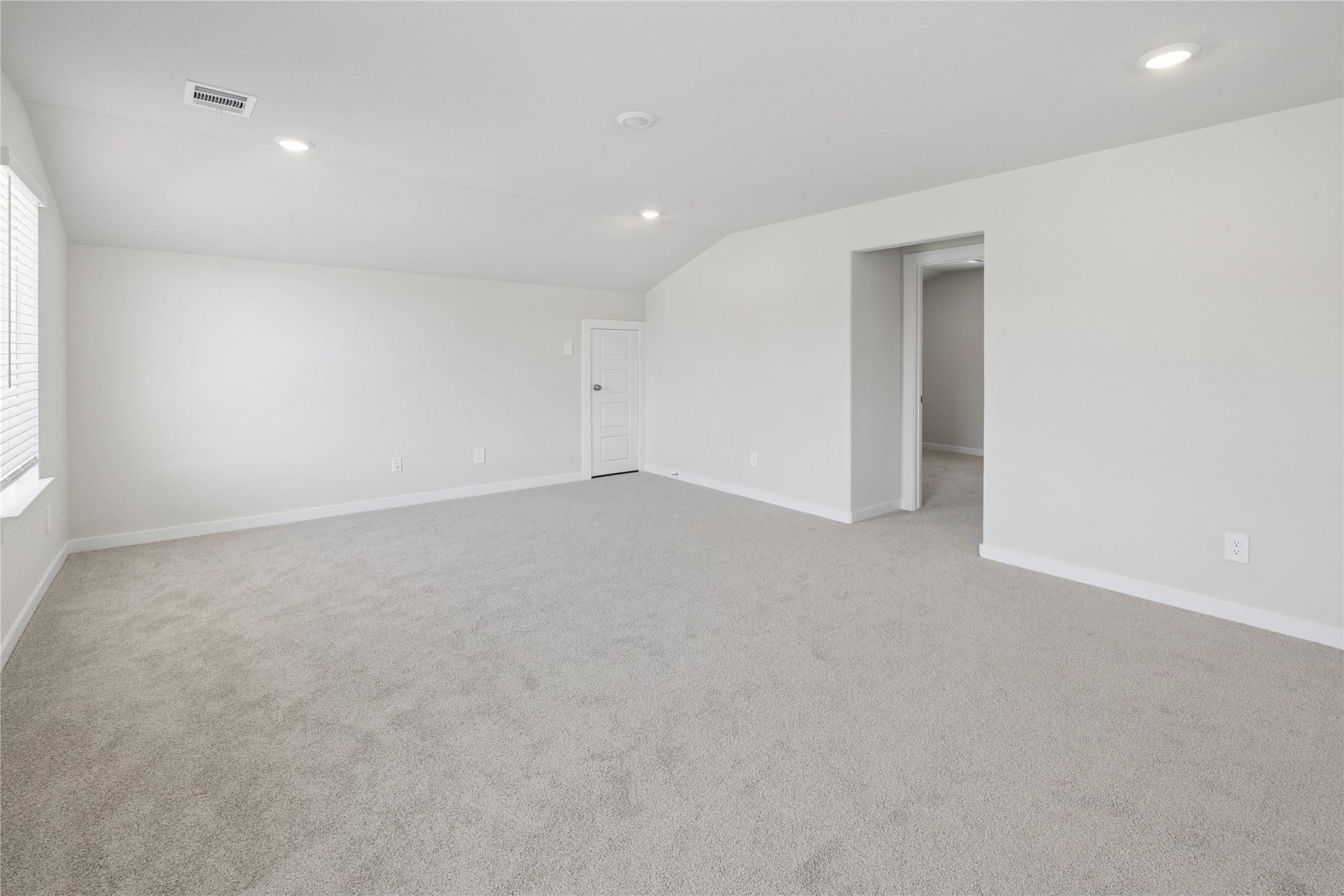 6816 Hart Oak Dr Property Photo 6