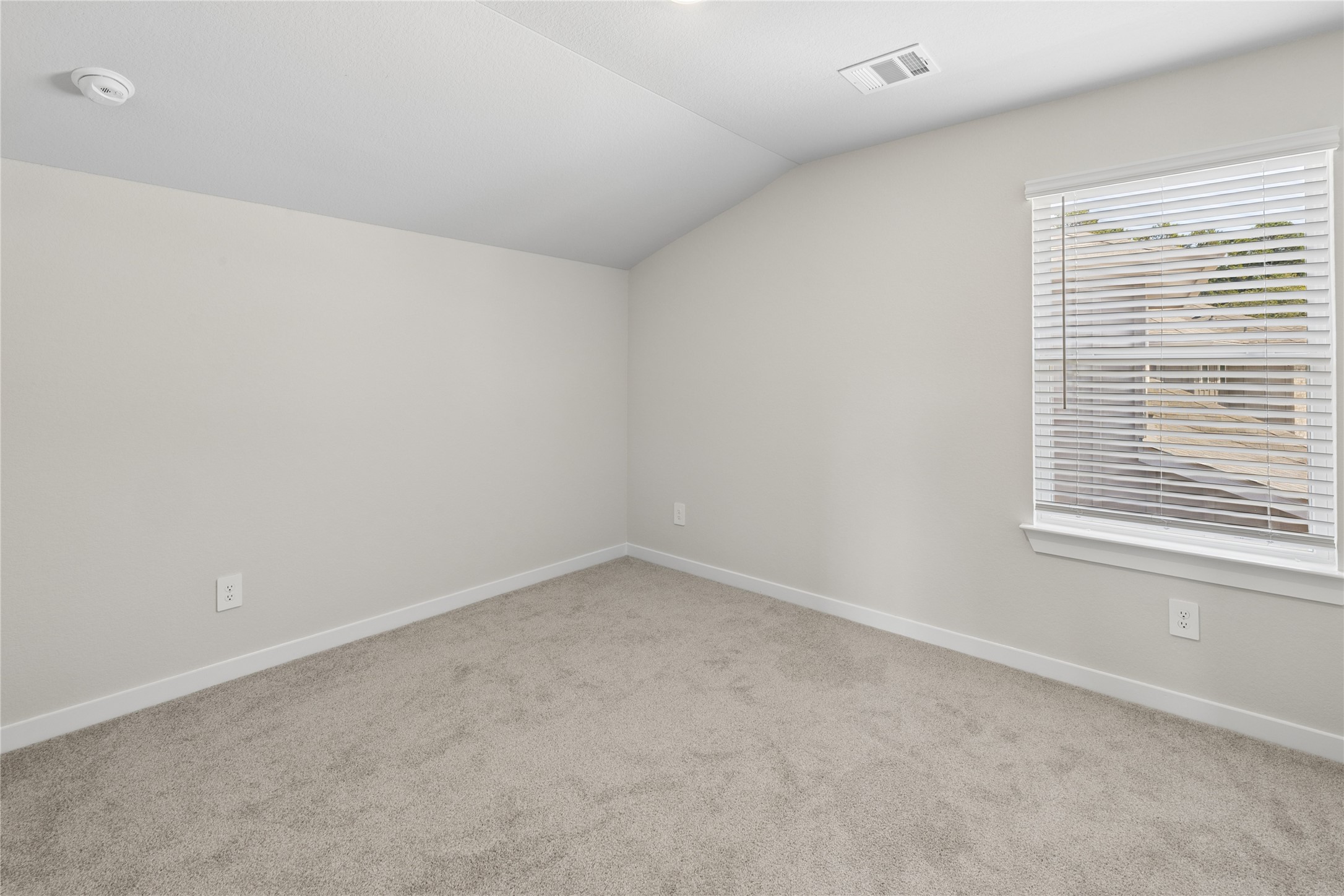 6816 Hart Oak Dr Property Photo 9