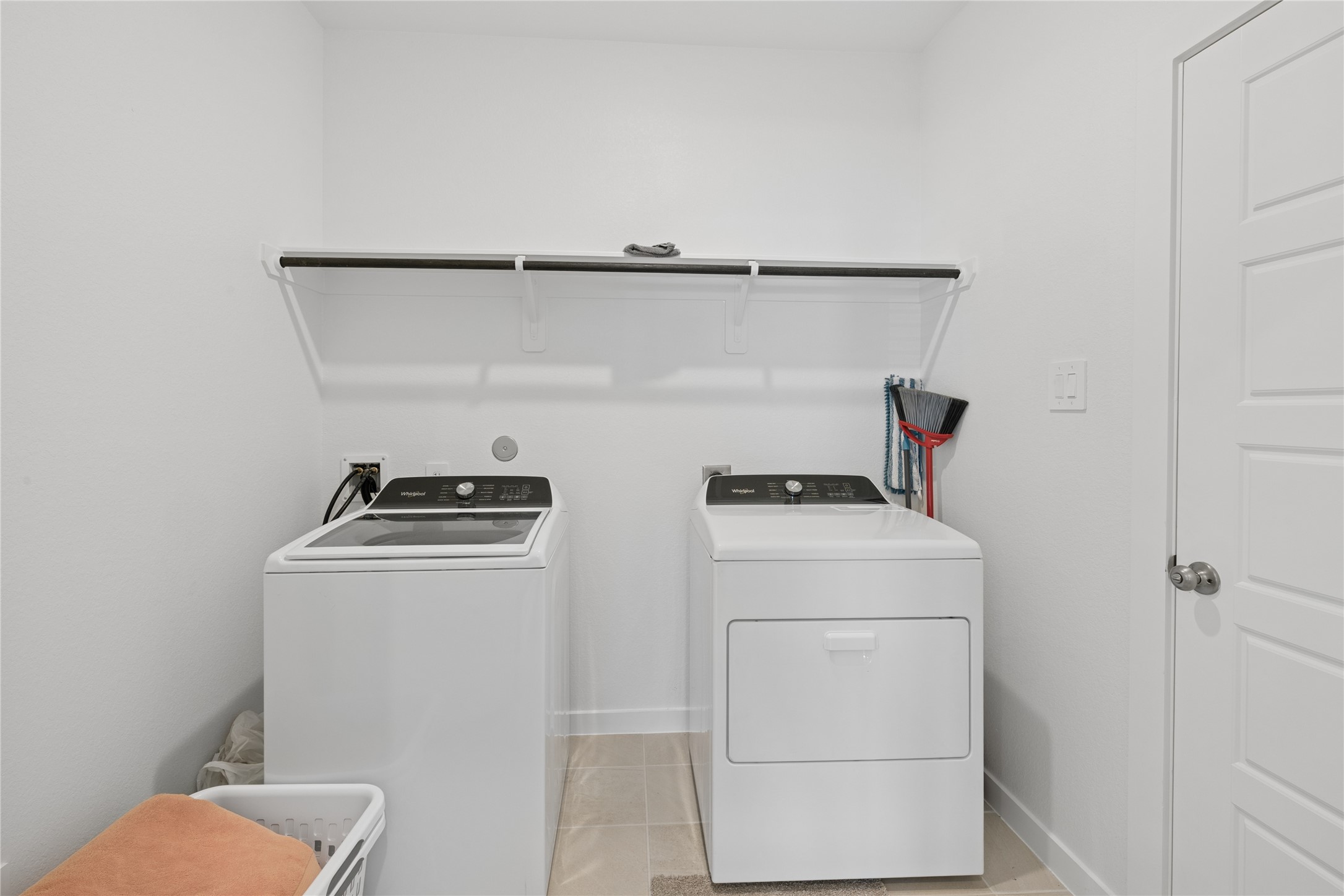 6816 Hart Oak Dr Property Photo 15