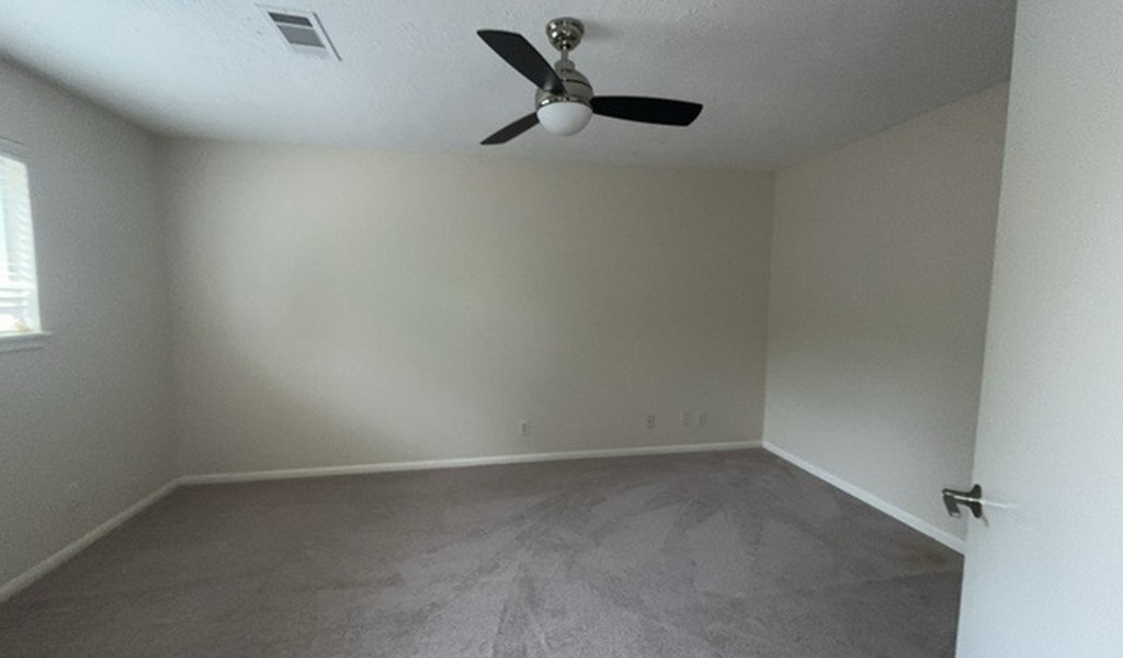 5719 Green Timbers Drive Property Photo 16