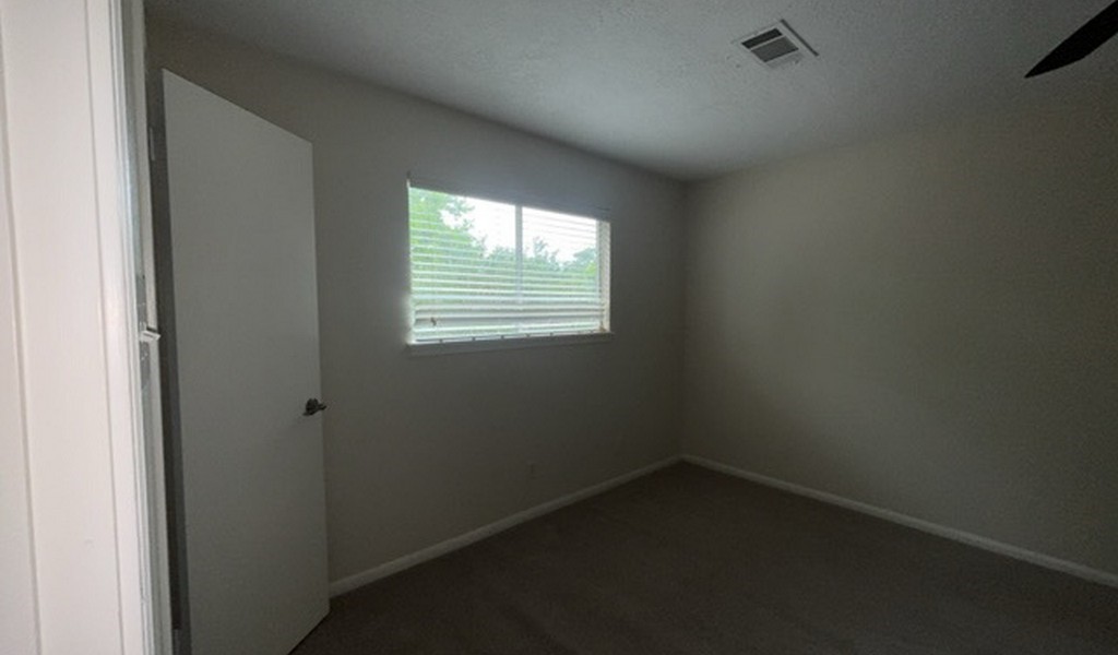 5719 Green Timbers Drive Property Photo 17