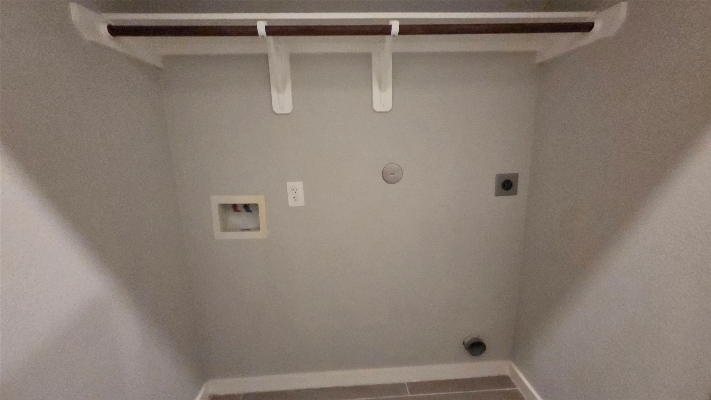 130 Wickersham A Property Photo 9