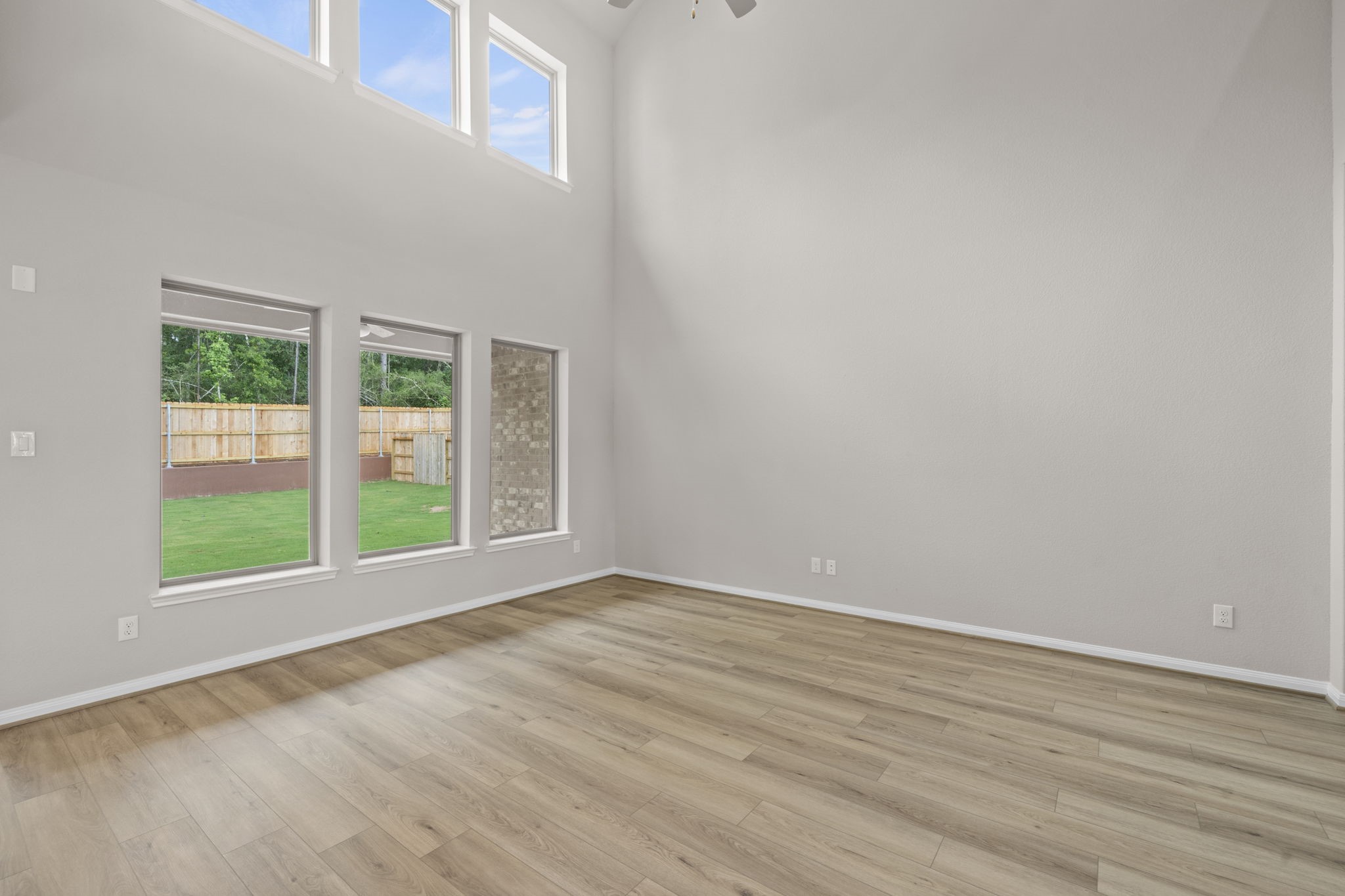 26151 Treetop Terrace Lane Property Photo 14