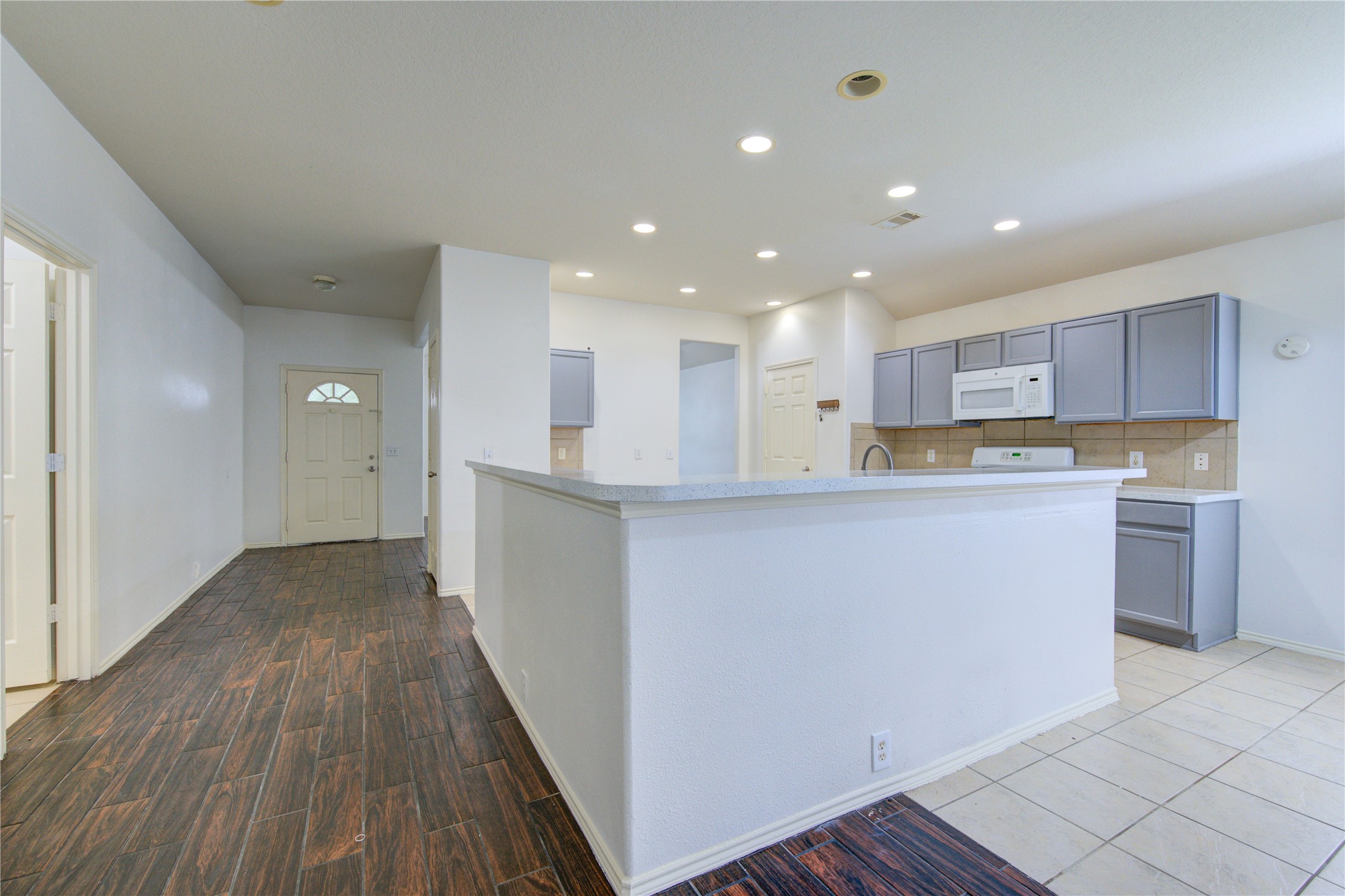 14027 Coveney Drive Property Photo 18