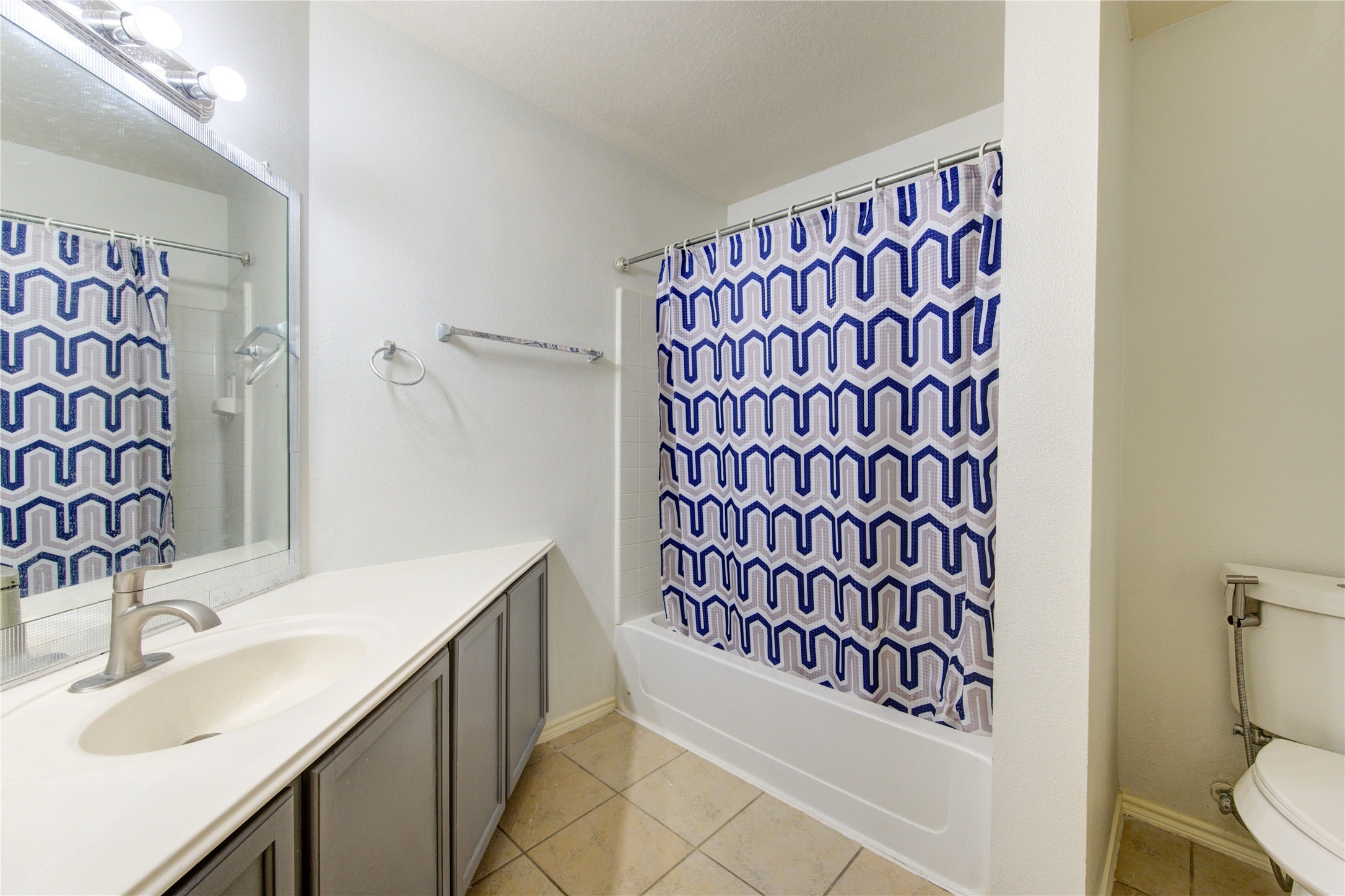 14027 Coveney Drive Property Photo 24