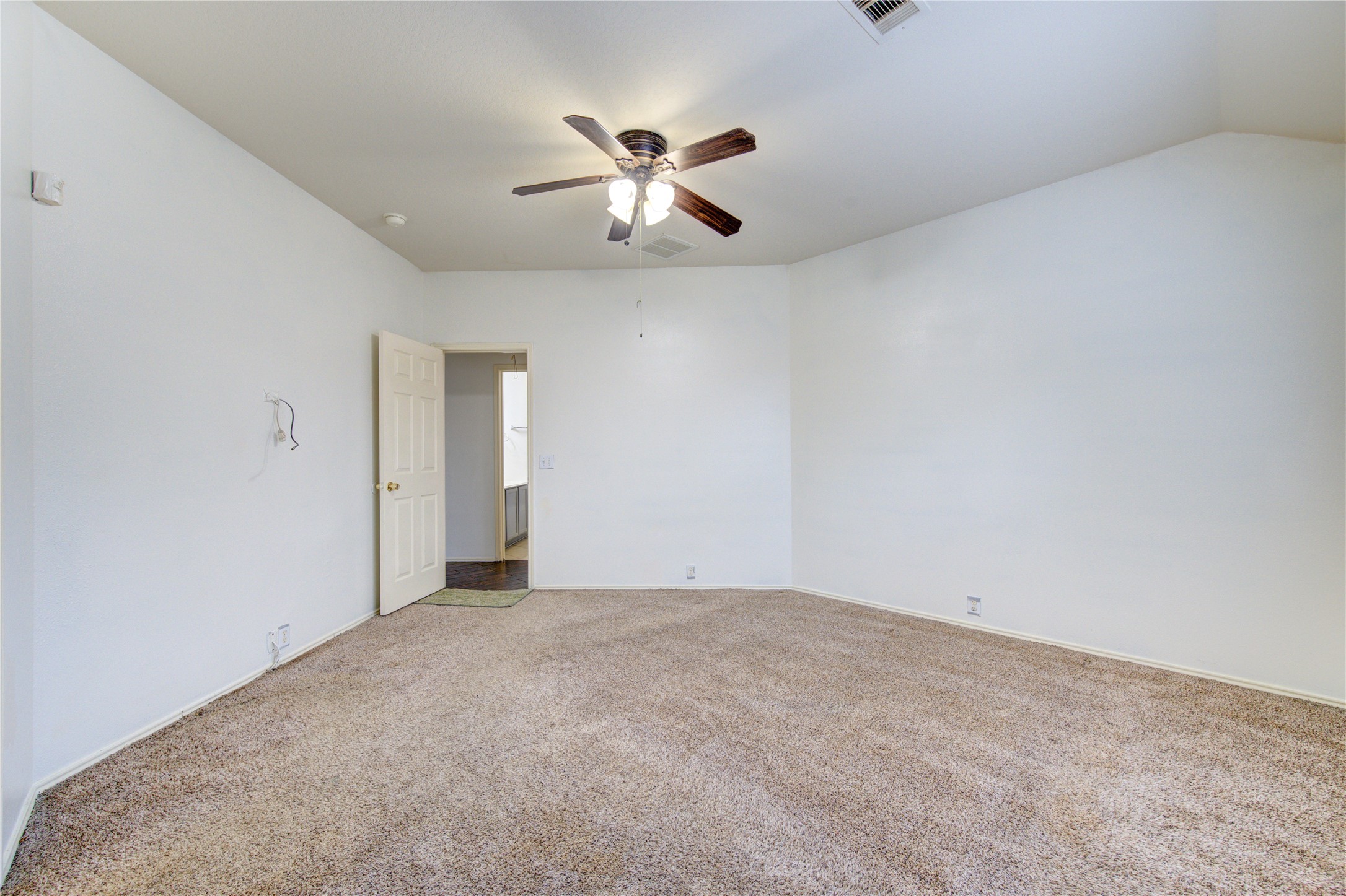 14027 Coveney Drive Property Photo 29