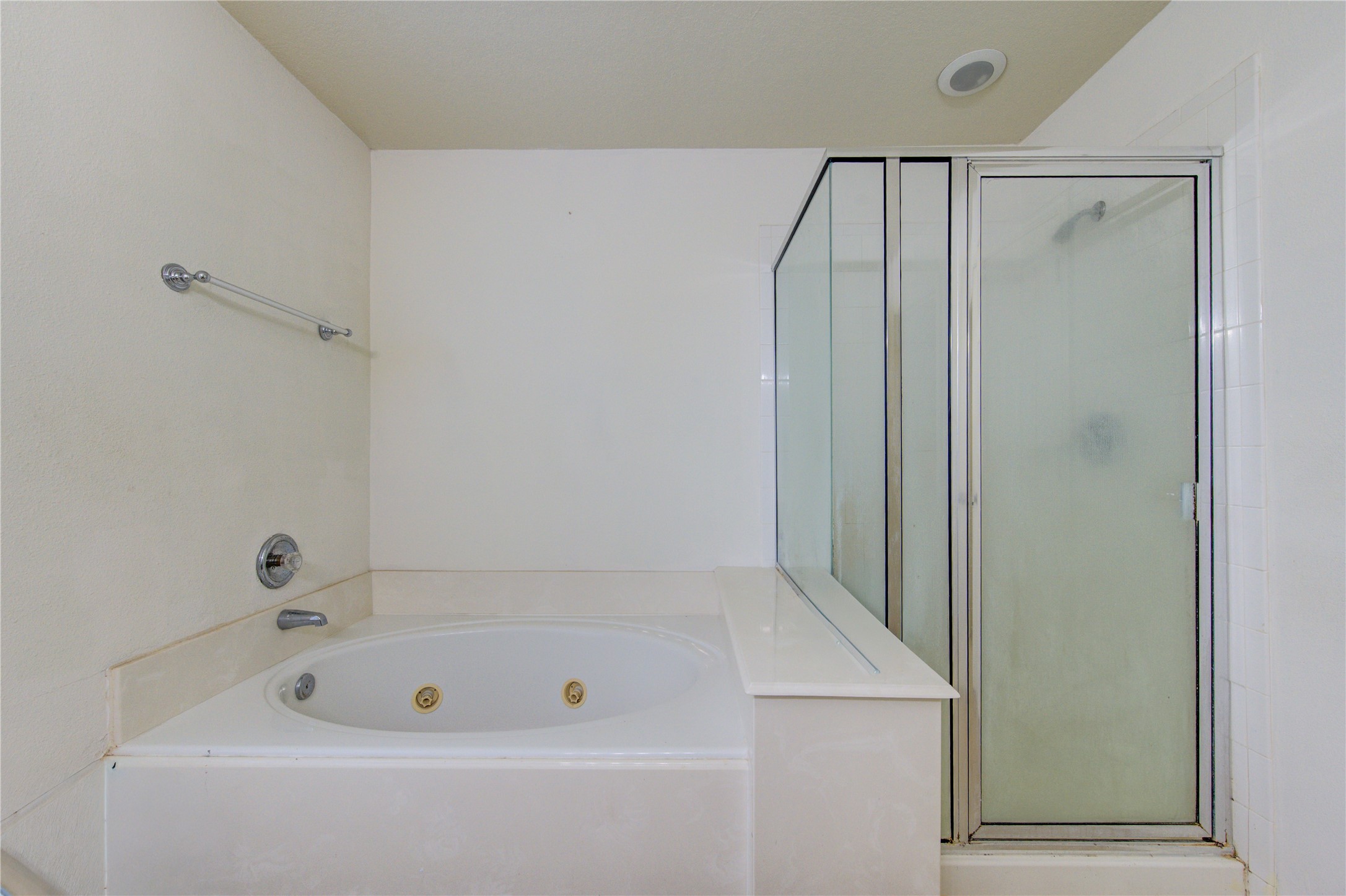 14027 Coveney Drive Property Photo 33