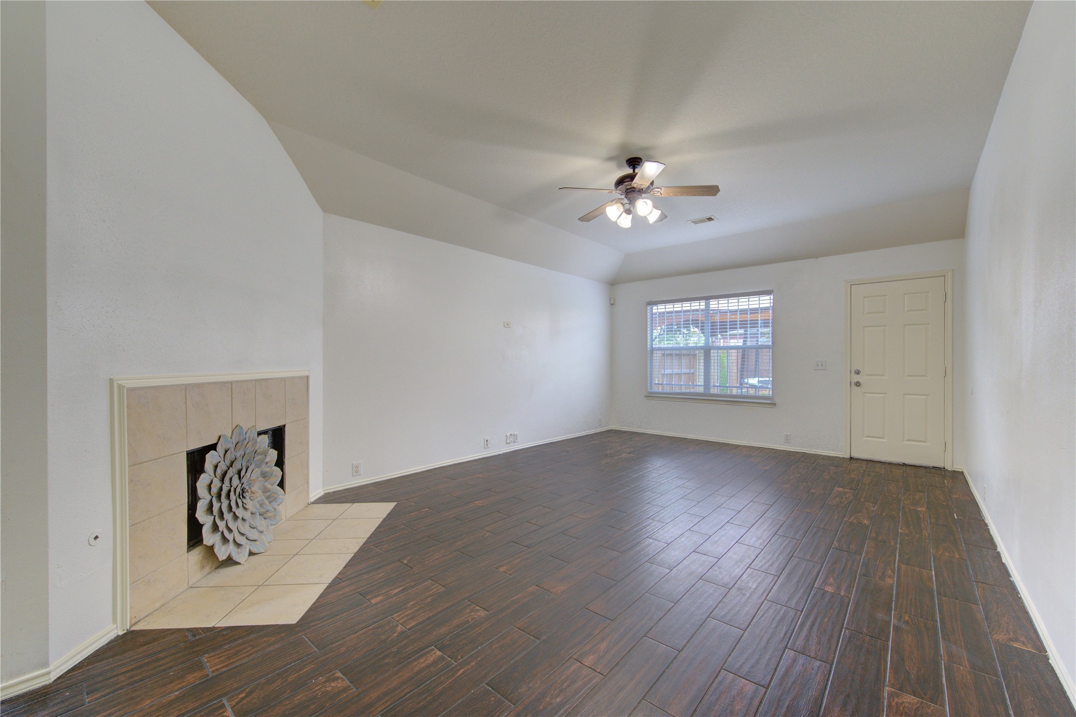 14027 Coveney Drive Property Photo 40