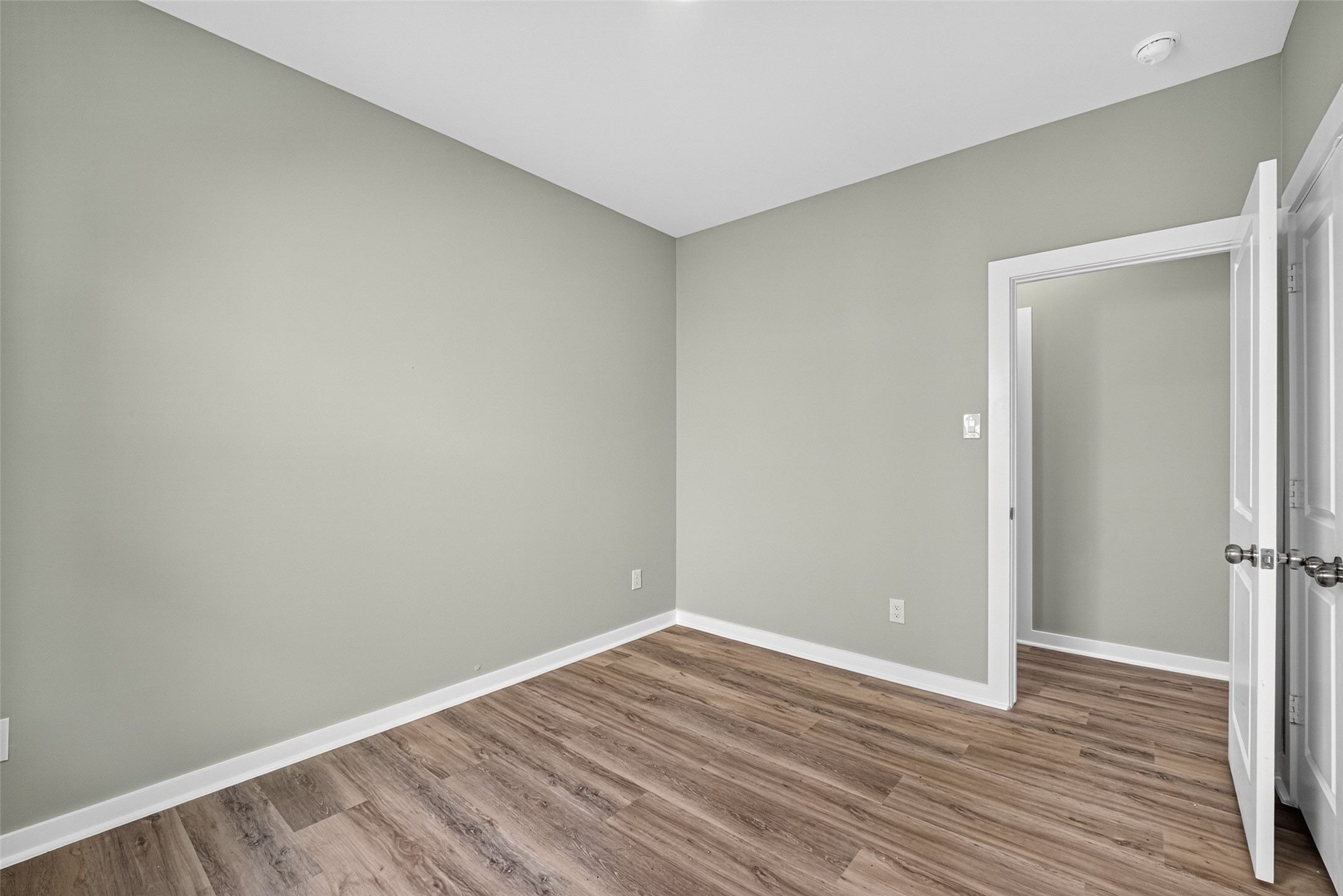 306 Bolden Street B Property Photo 13