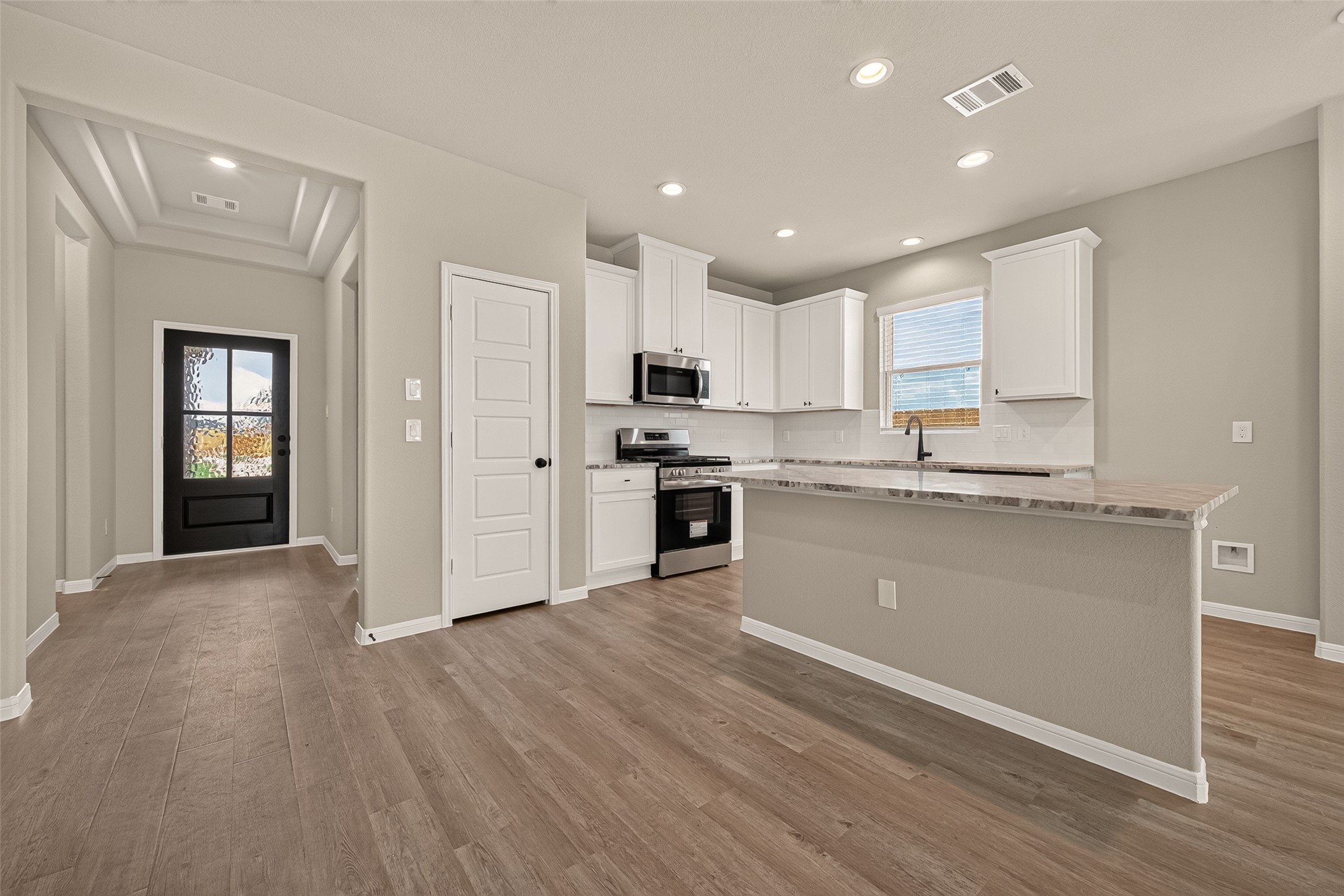 424 San Sebatian Place Property Photo 14