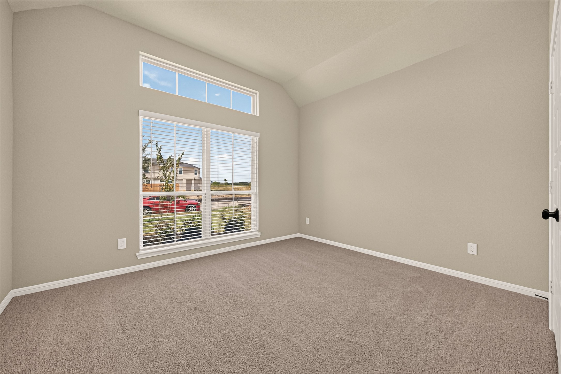 424 San Sebatian Place Property Photo 19