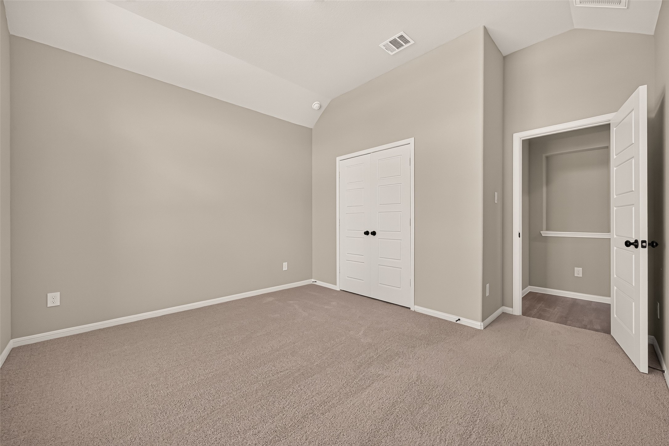 424 San Sebatian Place Property Photo 20