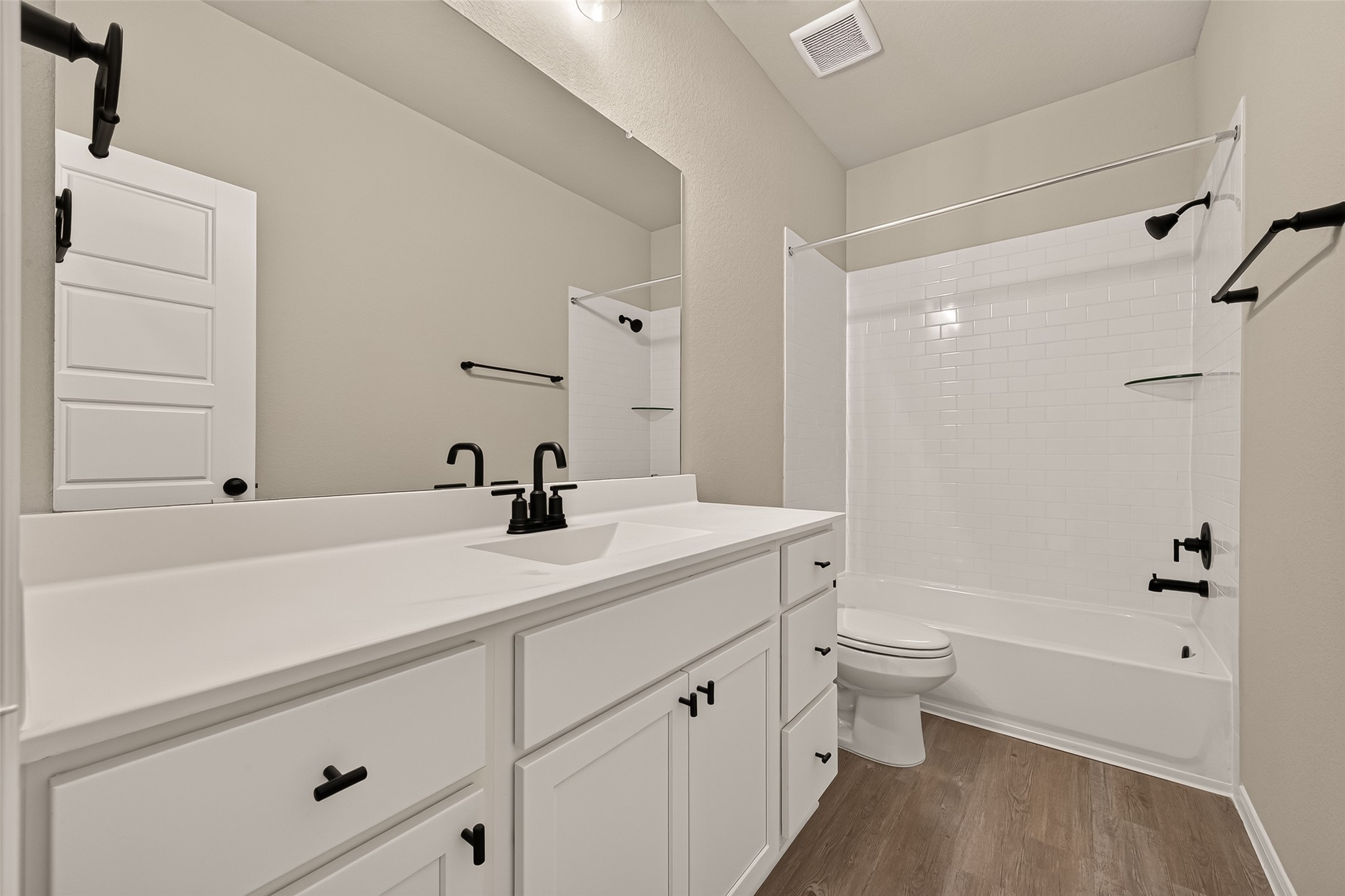 424 San Sebatian Place Property Photo 26