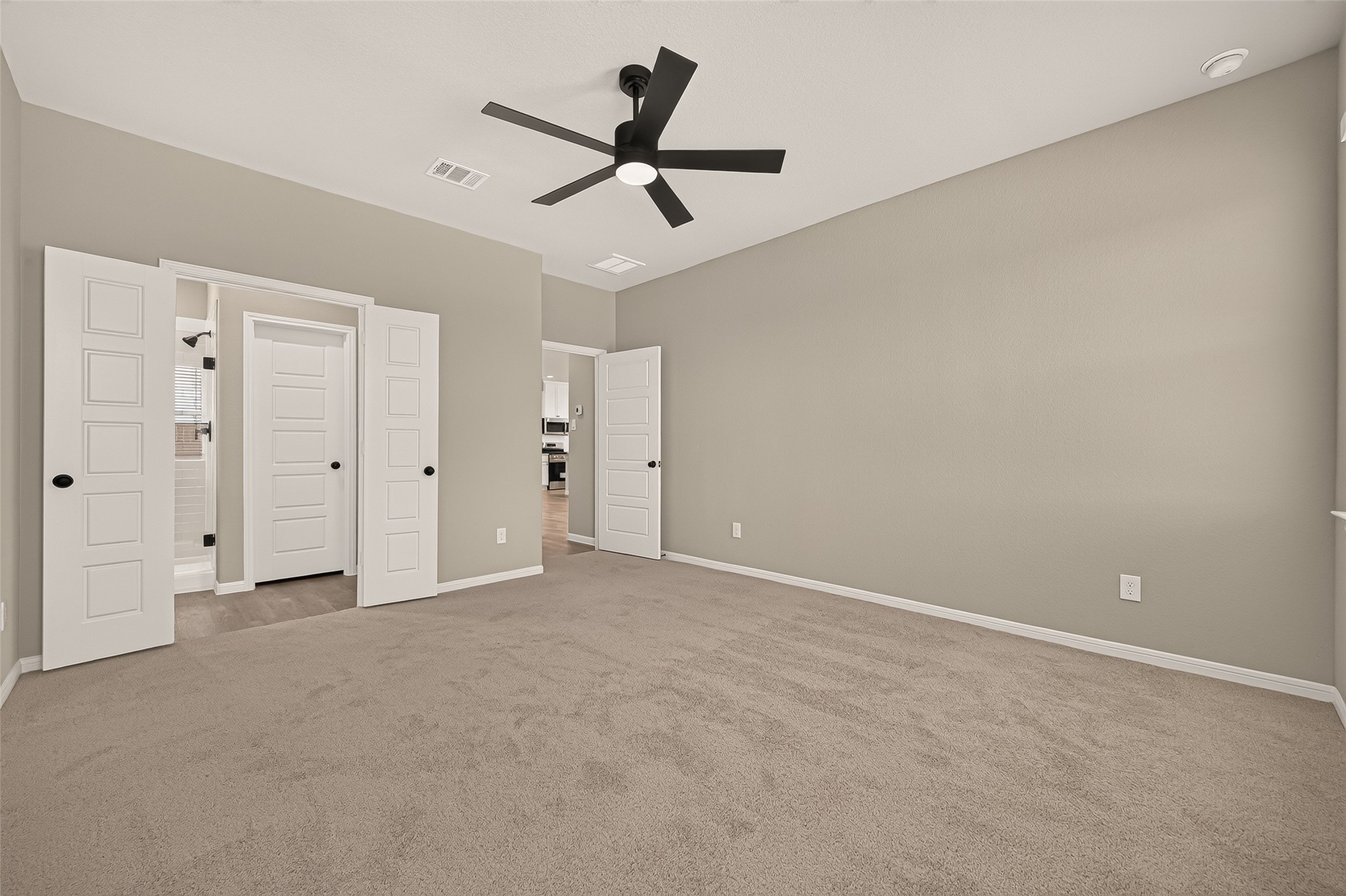 424 San Sebatian Place Property Photo 29