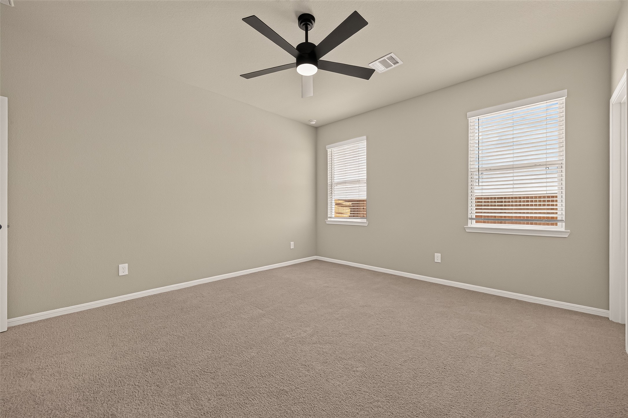 424 San Sebatian Place Property Photo 30