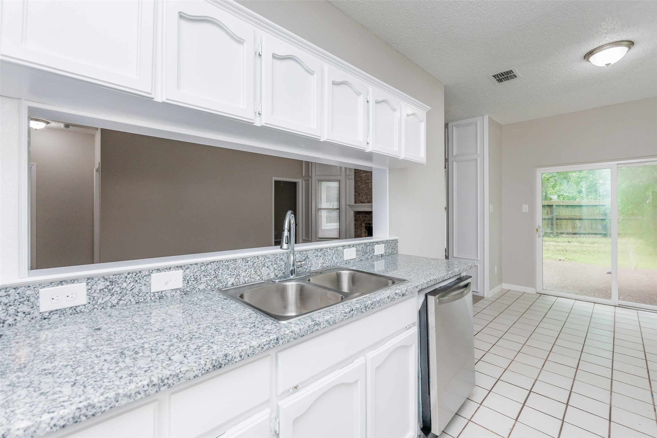 11313 Red Creek Circle Property Photo 8