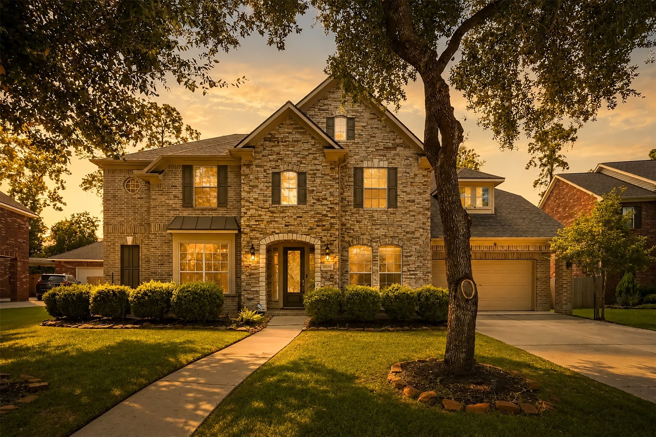 18034 Crescent Royale Way Property Photo 1