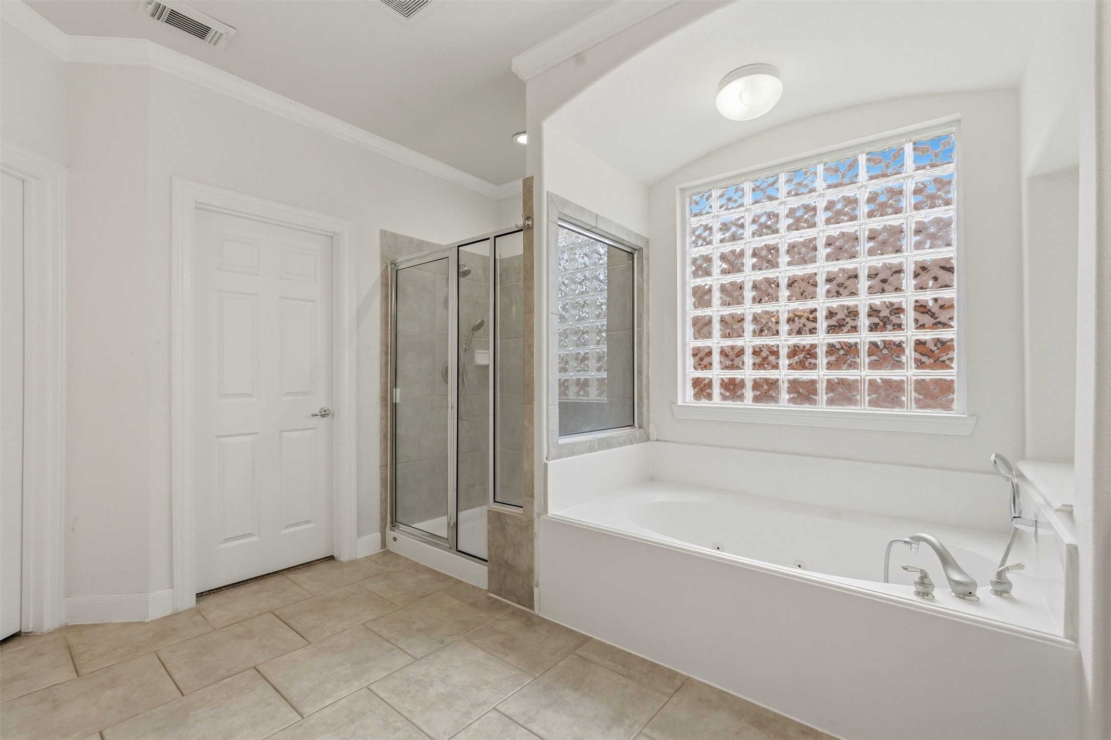 18034 Crescent Royale Way Property Photo 25