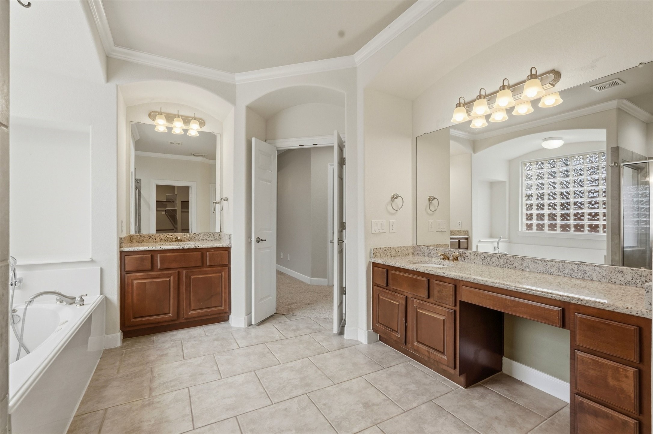 18034 Crescent Royale Way Property Photo 26