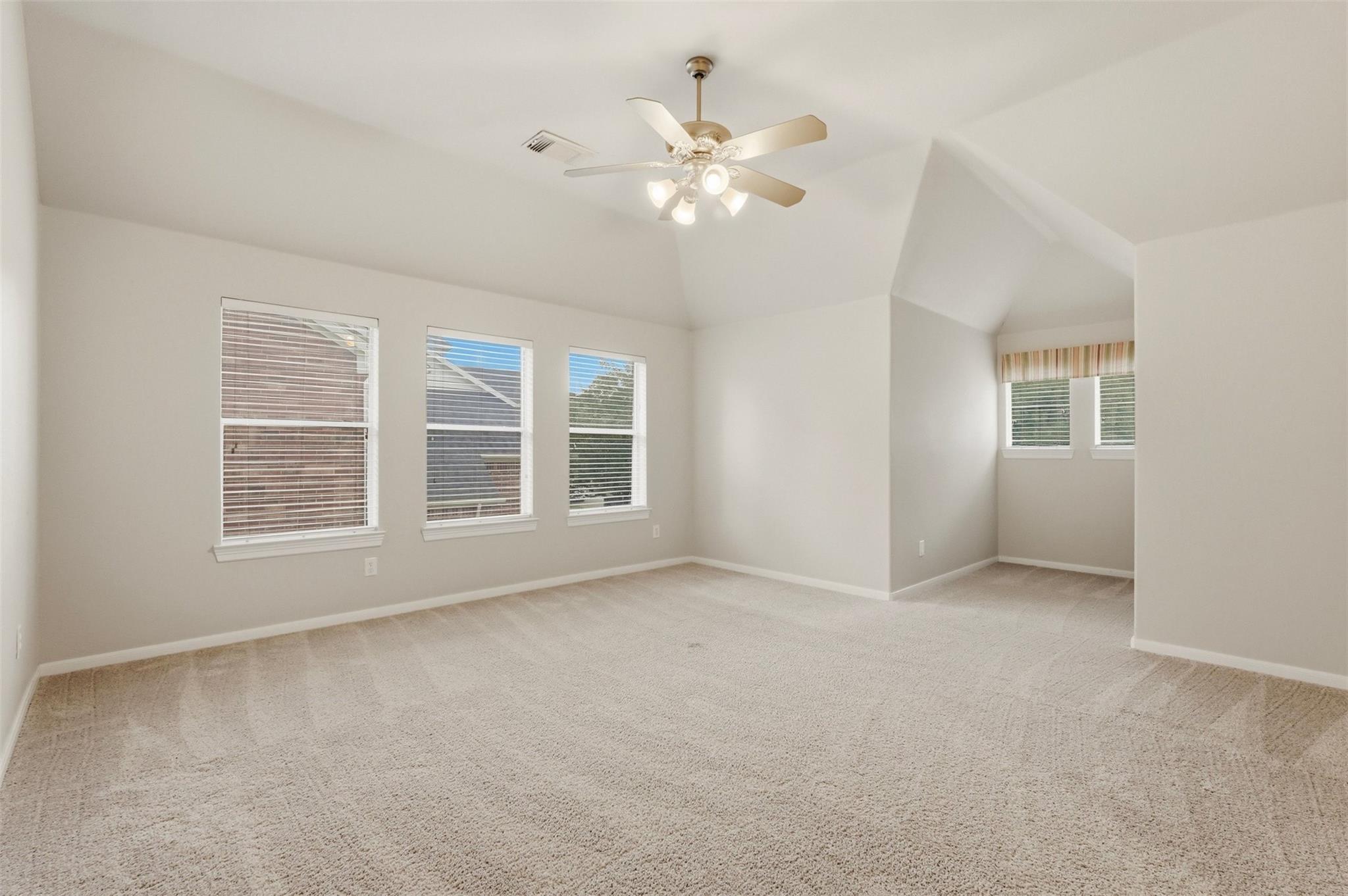 18034 Crescent Royale Way Property Photo 28