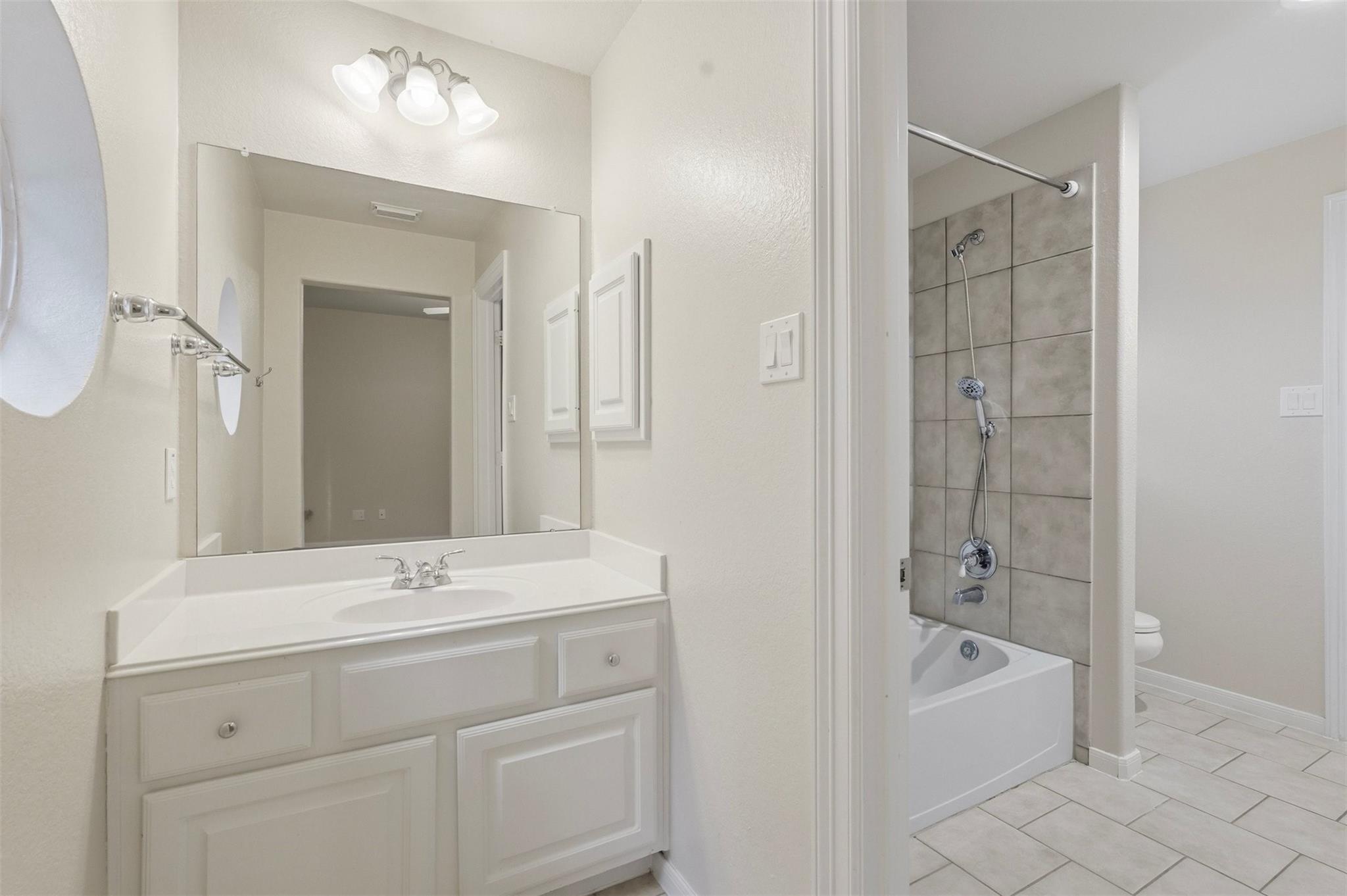 18034 Crescent Royale Way Property Photo 31