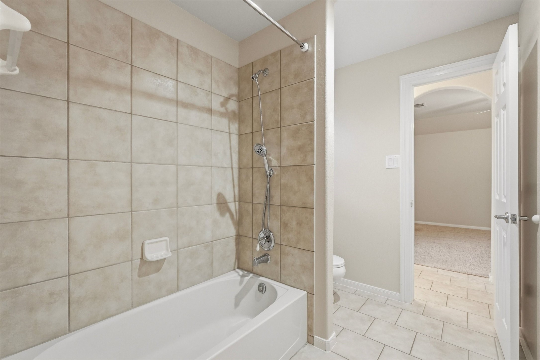 18034 Crescent Royale Way Property Photo 32