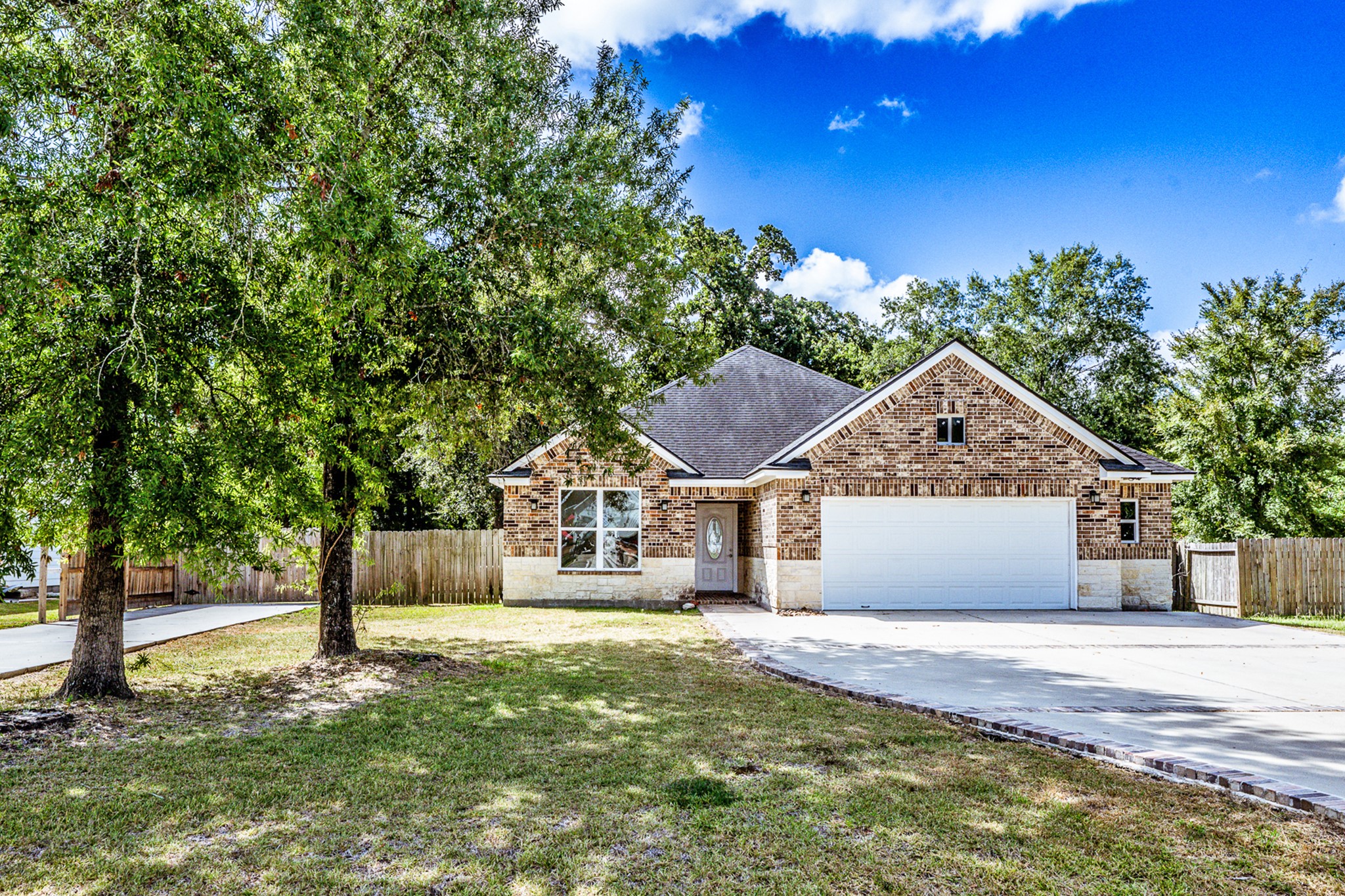 3676 Pin Oak Drive Property Photo 1