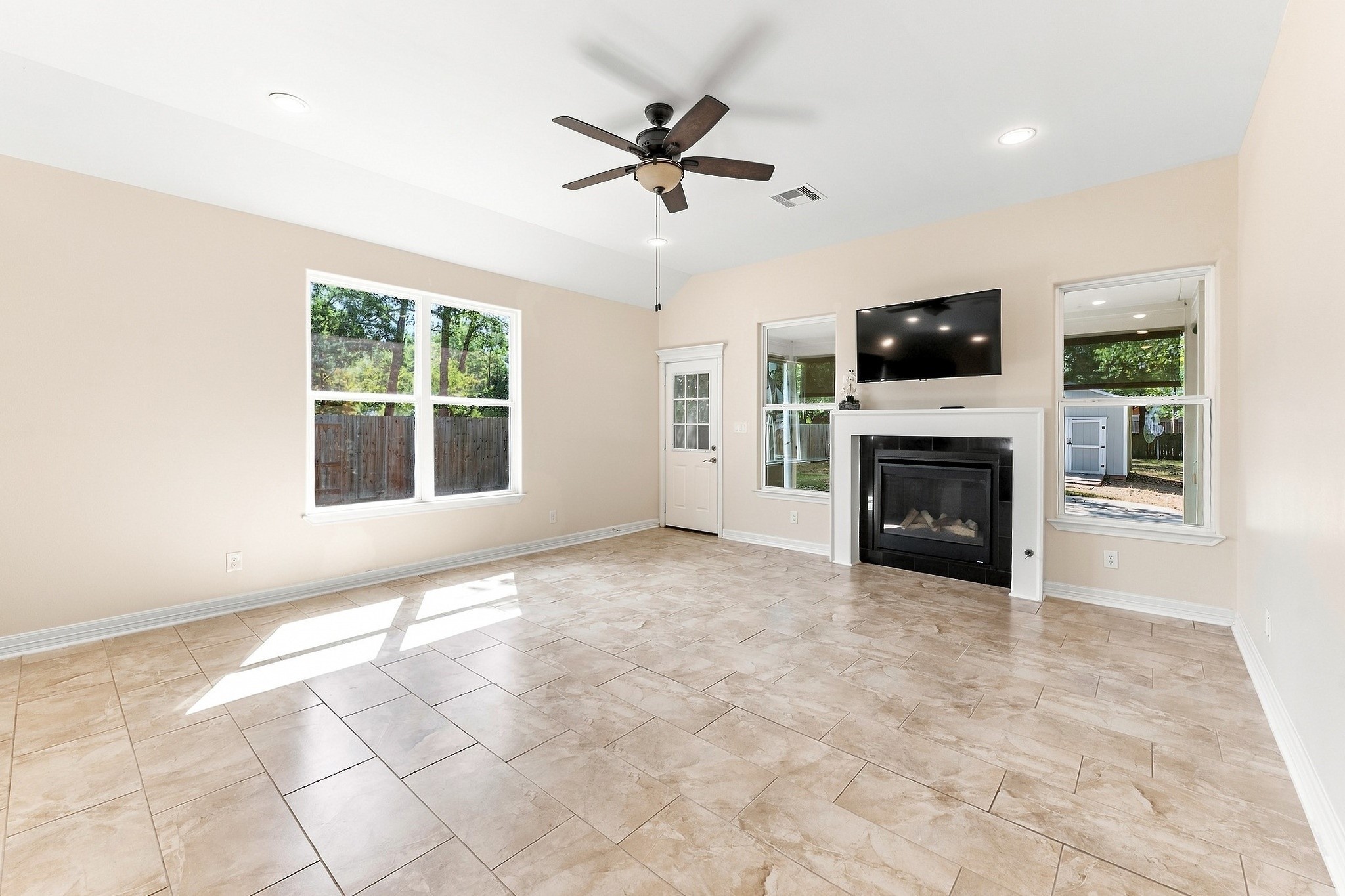 3676 Pin Oak Drive Property Photo 11