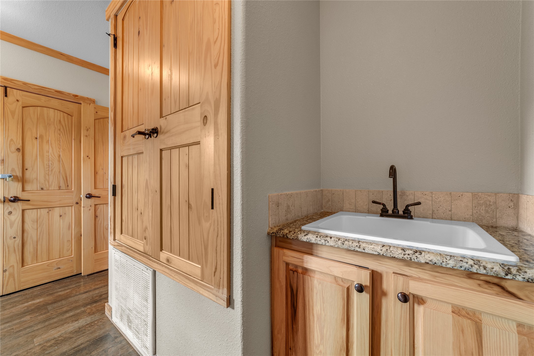 1024 Medina Bend Road Property Photo 29