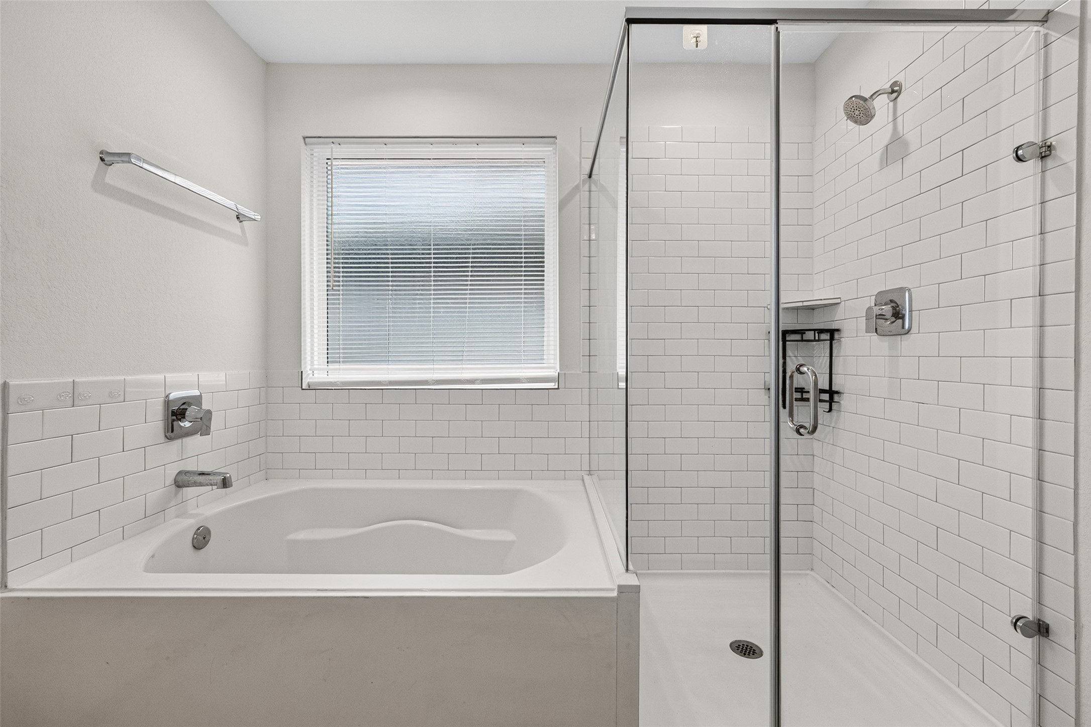 7007 Fleetwood Crescent Way Property Photo 14