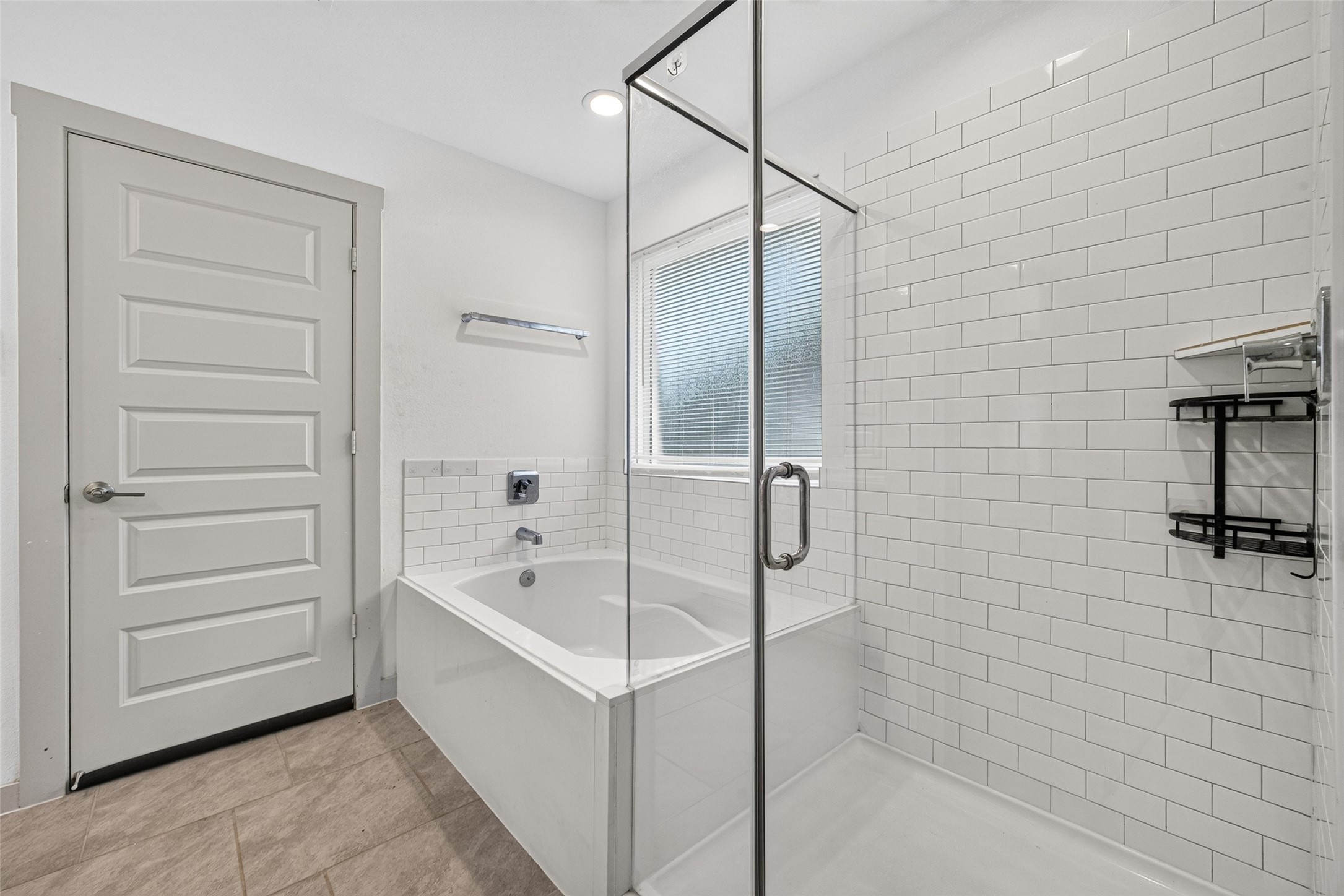 7007 Fleetwood Crescent Way Property Photo 15