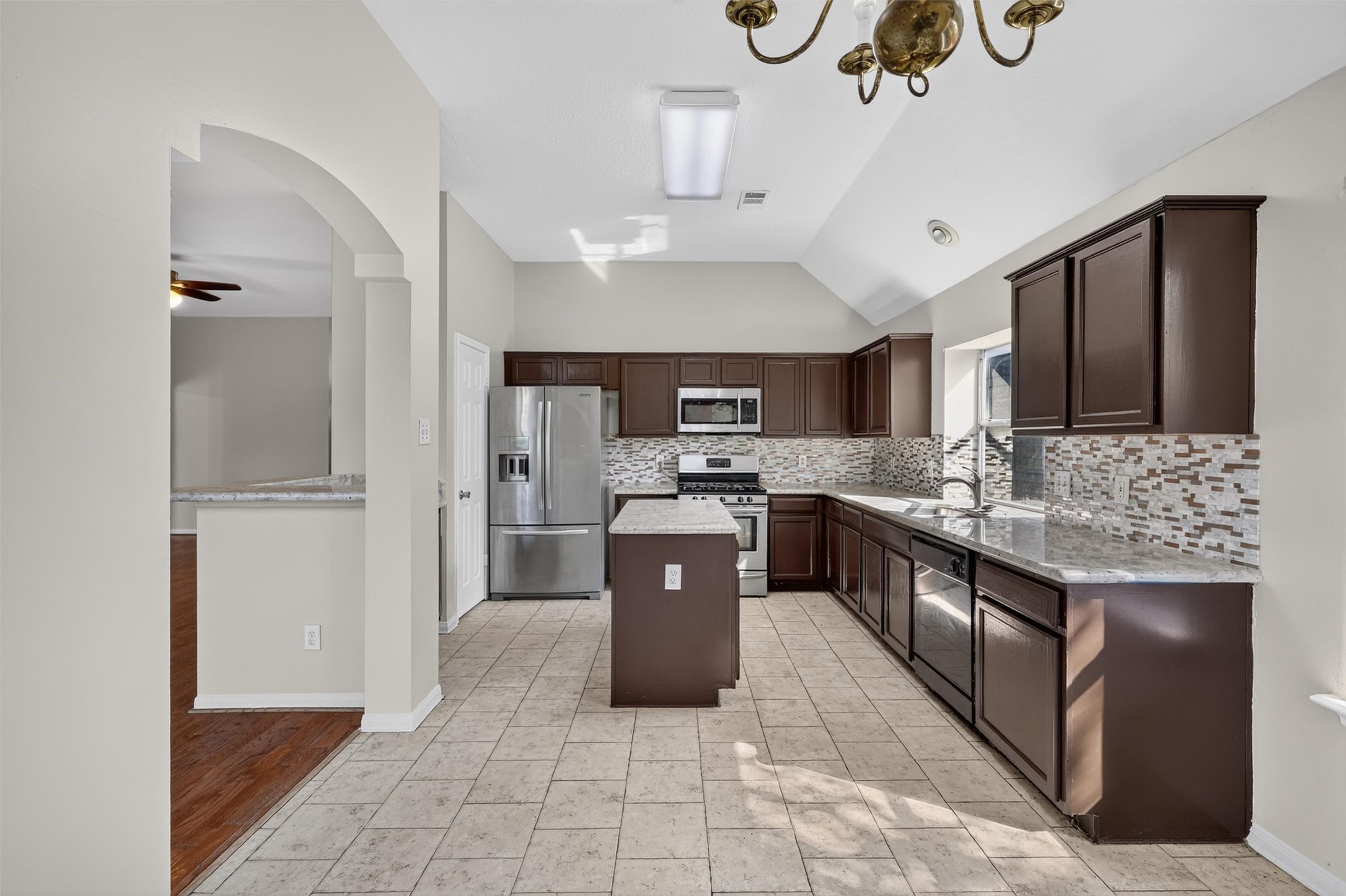 15627 Rosewood Hill Court Property Photo 22