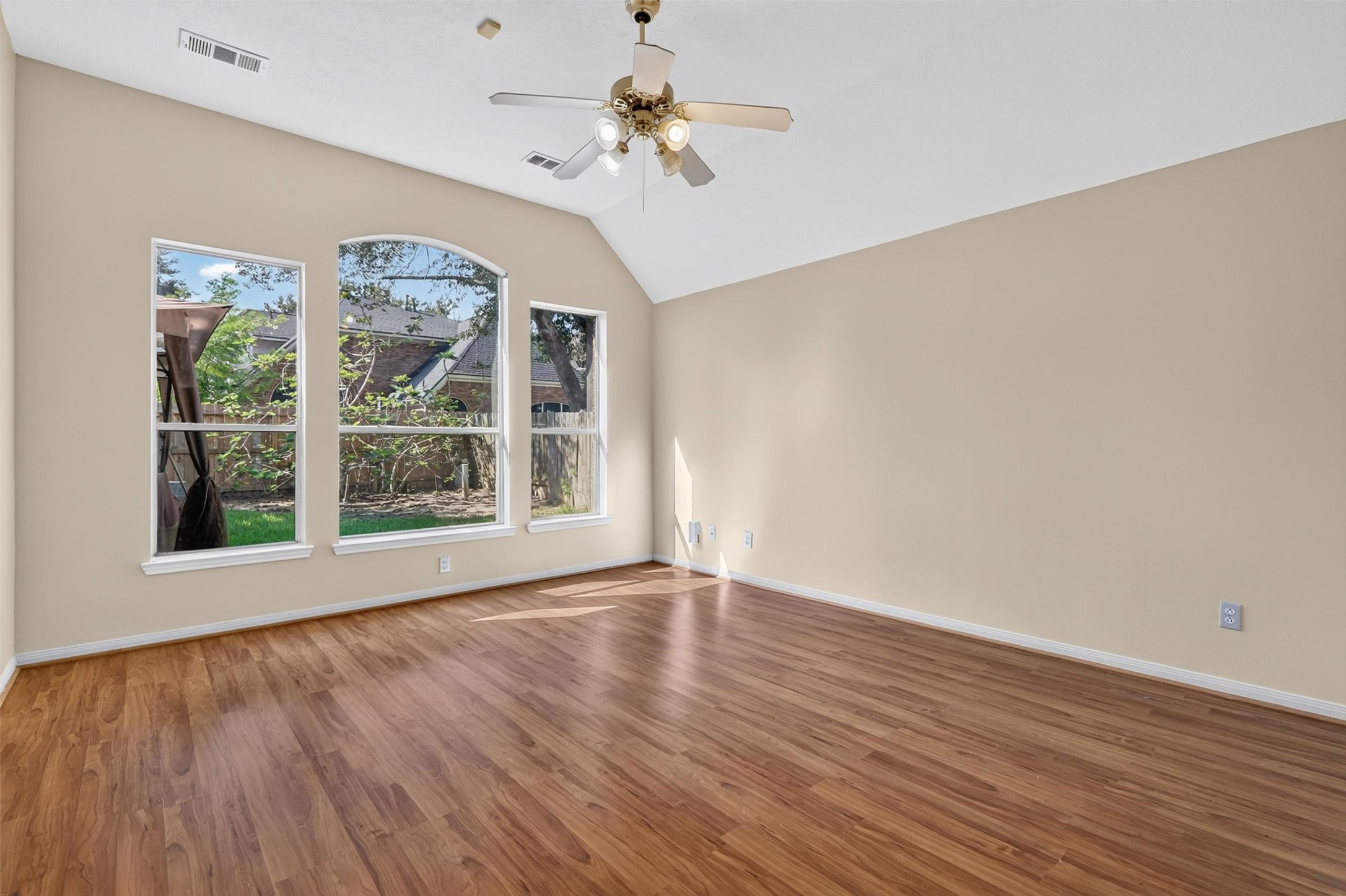 15627 Rosewood Hill Court Property Photo 32
