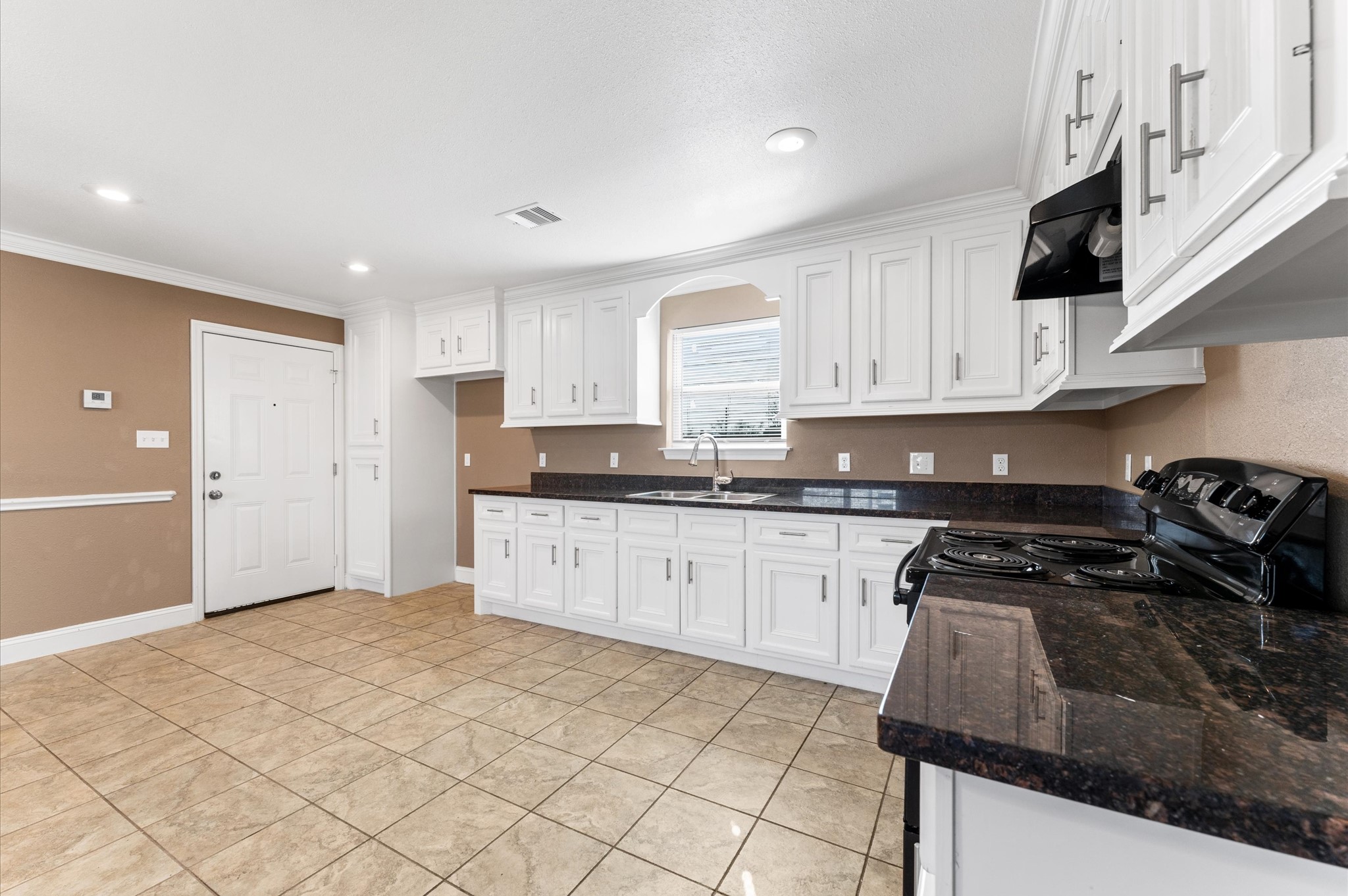 8221 Brockton Street B Property Photo 7