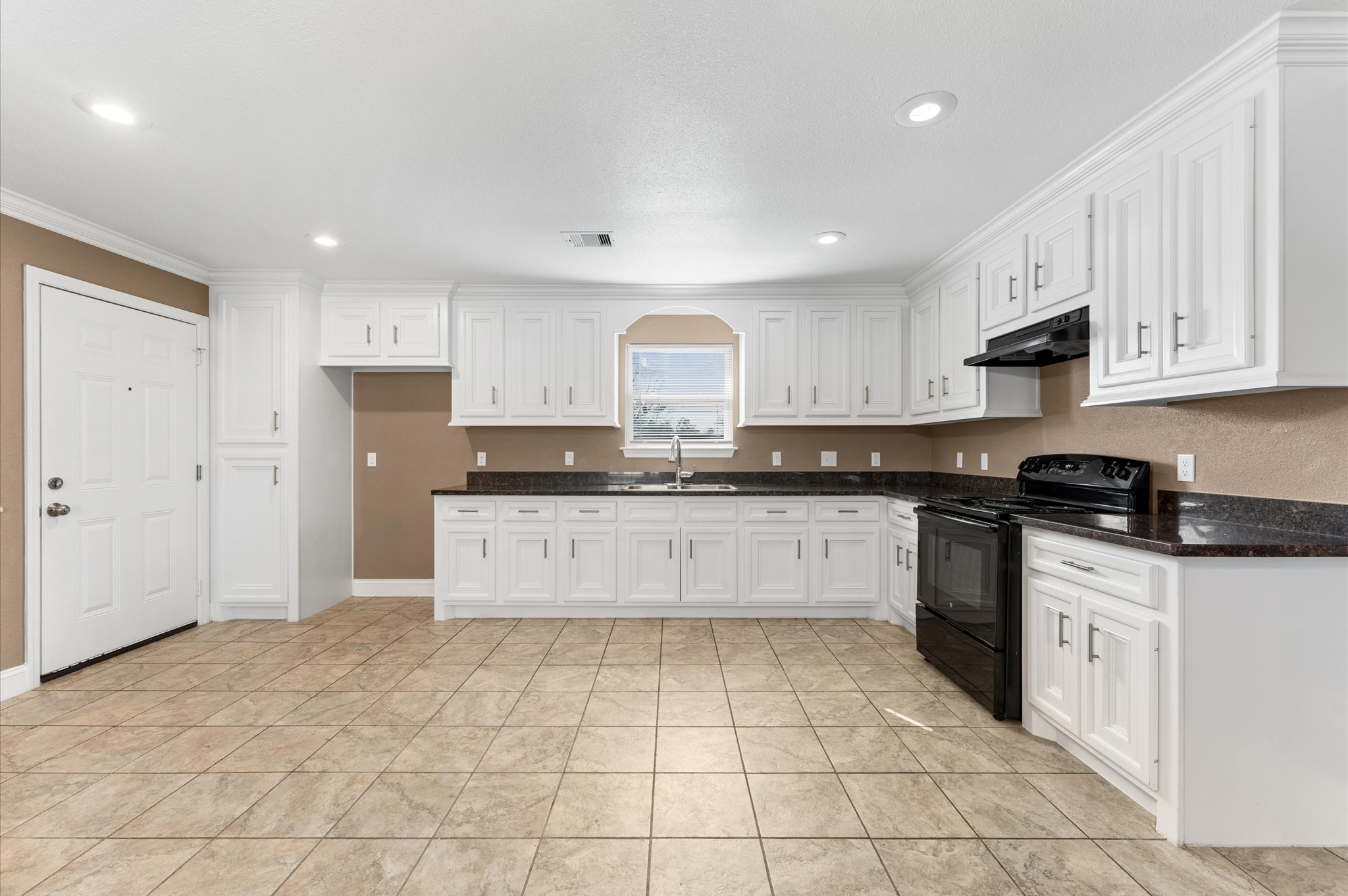 8221 Brockton Street B Property Photo 11