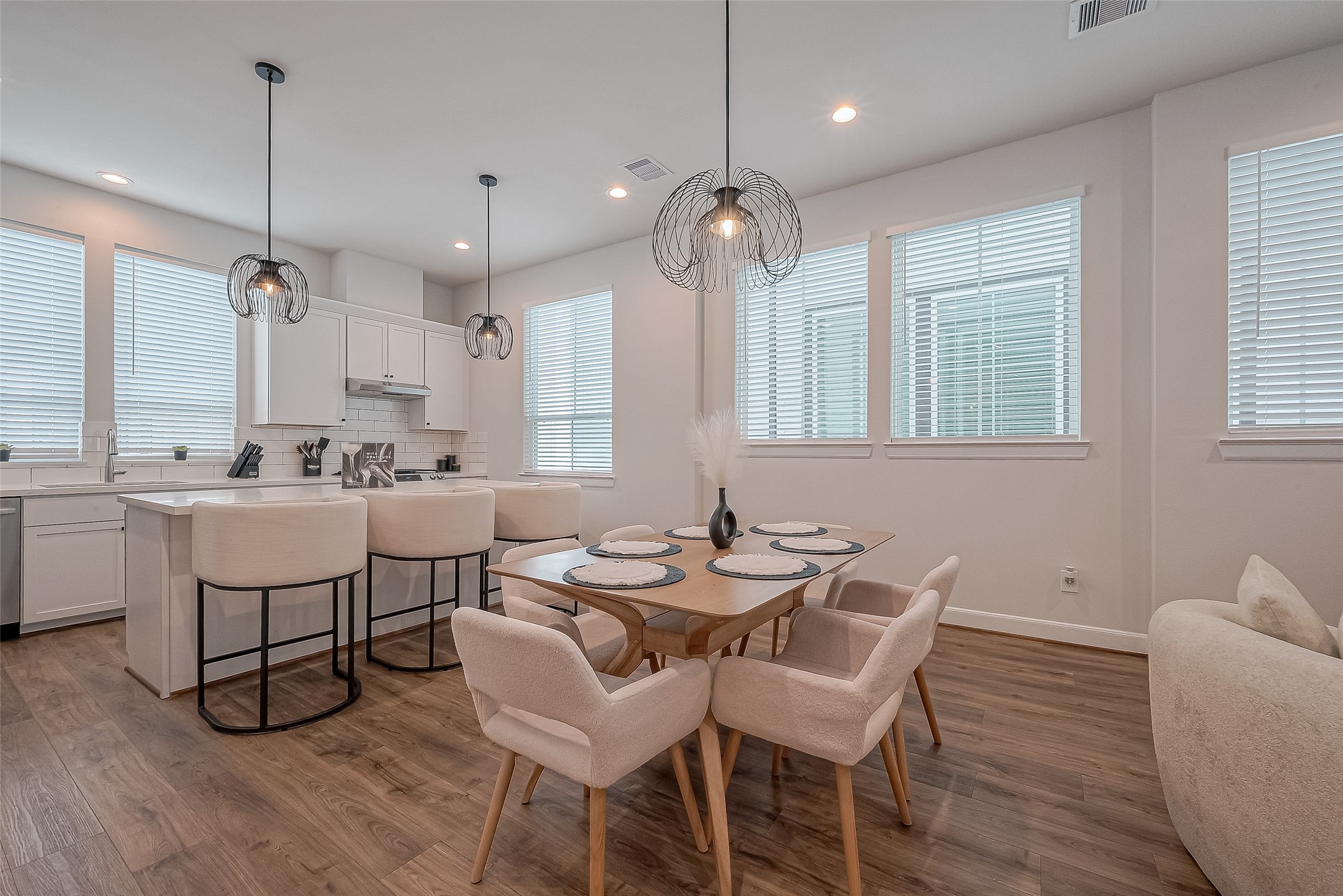 2804 Grand Fountains Drive F Property Photo 14