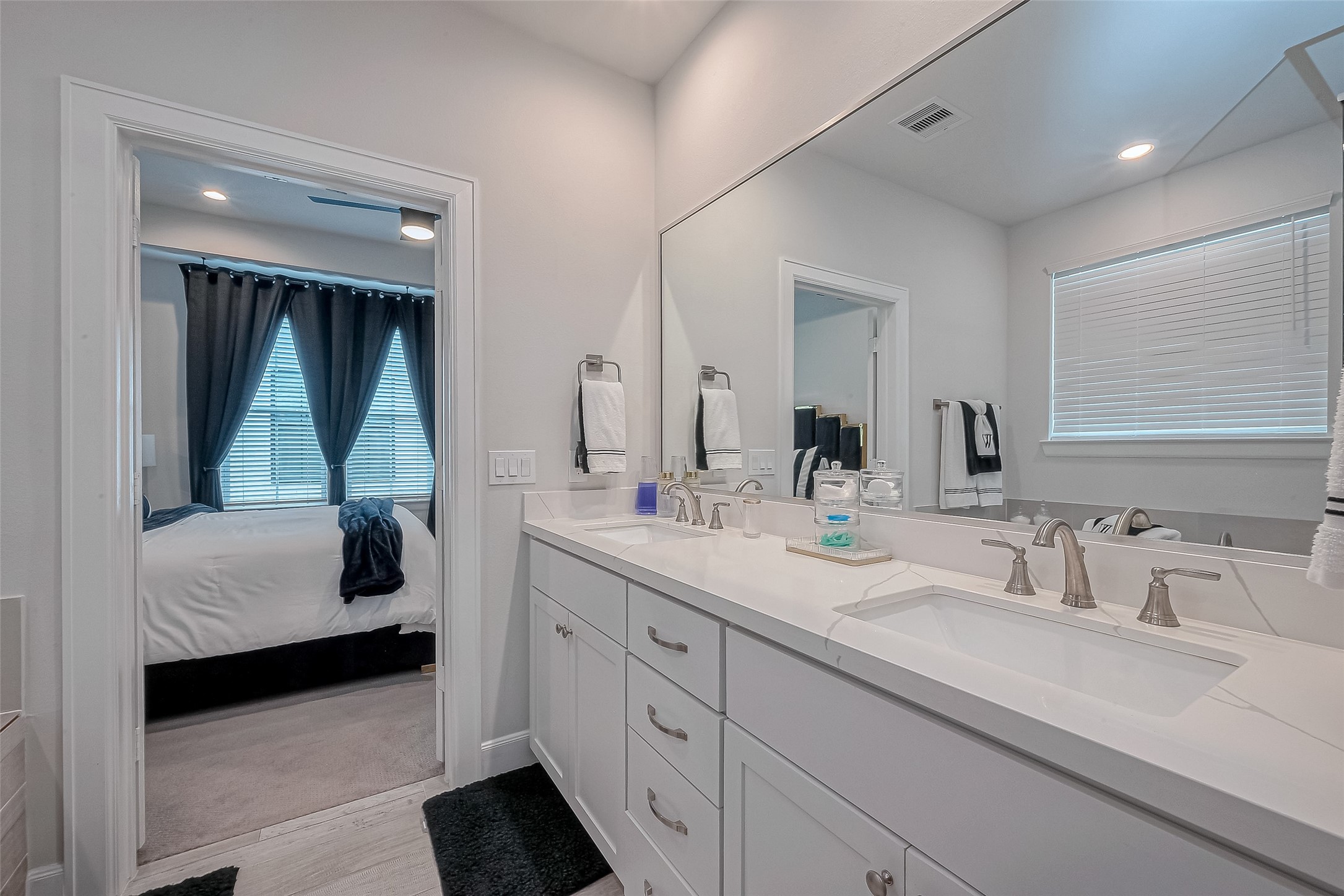 2804 Grand Fountains Drive F Property Photo 44