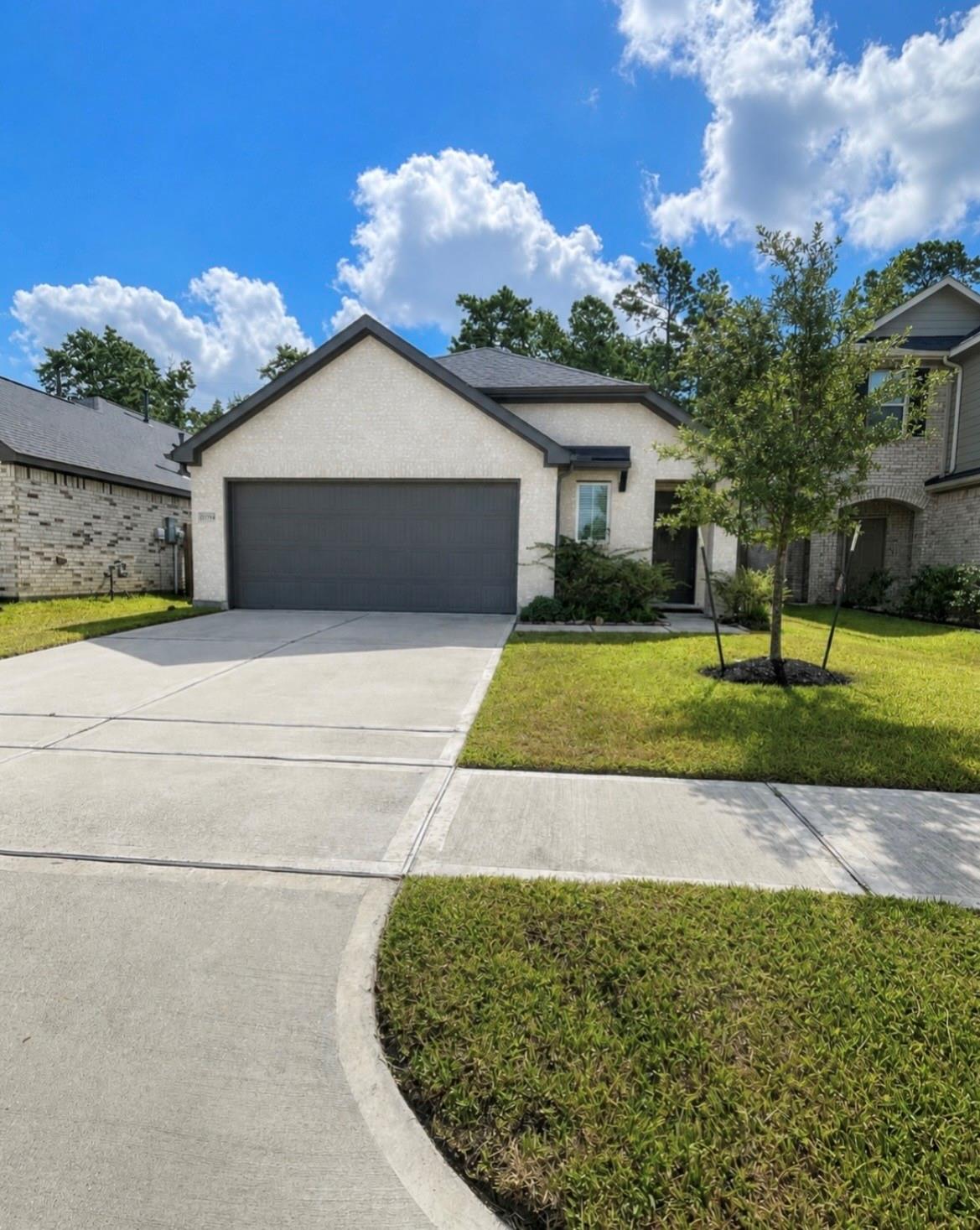 27294 Grey Fox Run Property Photo 1
