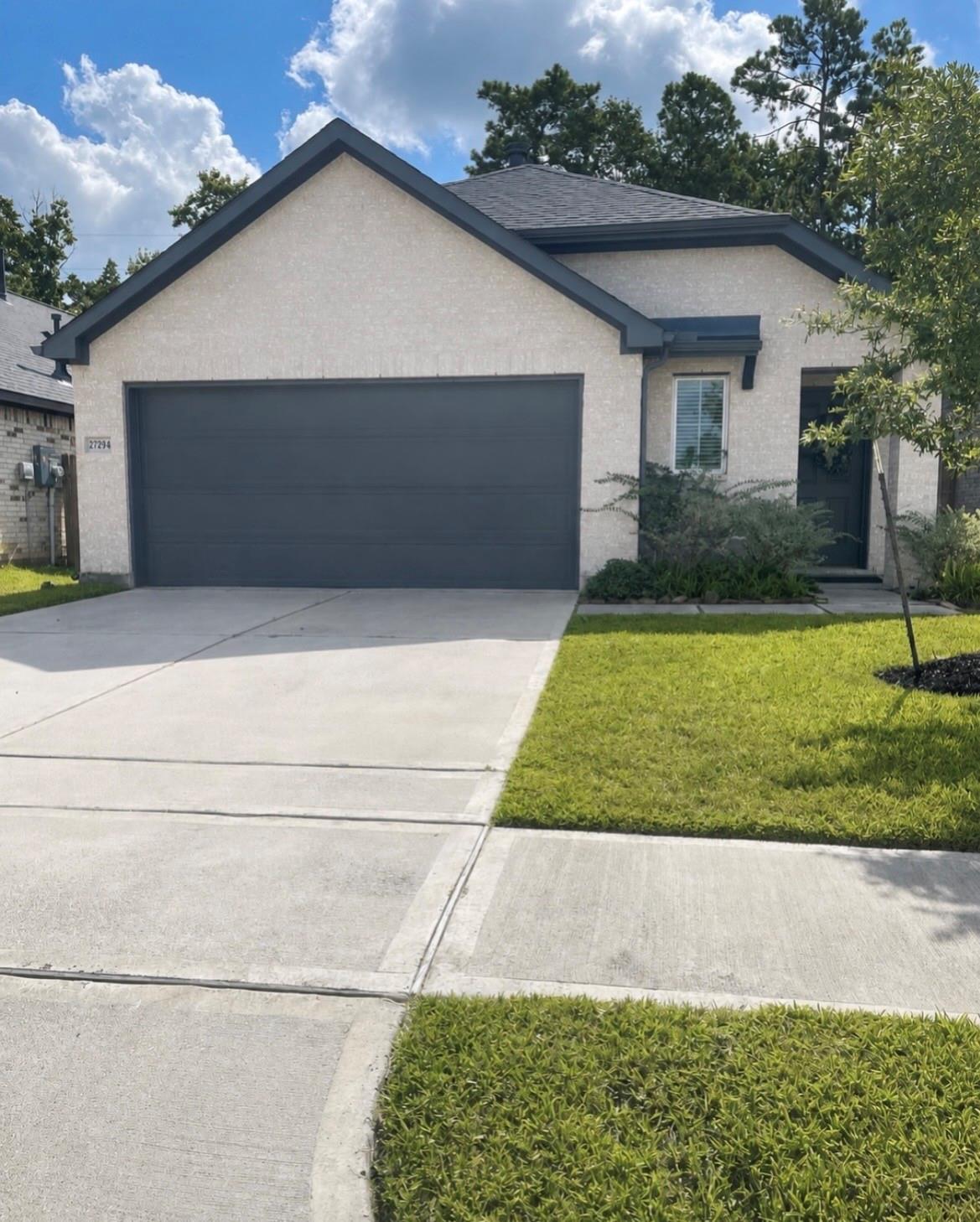 27294 Grey Fox Run Property Photo 2