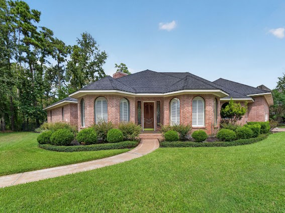 24602 W Kingscrest Circle Property Photo 2