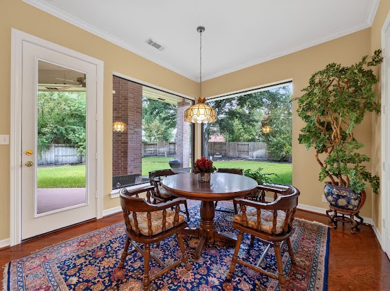 24602 W Kingscrest Circle Property Photo 11