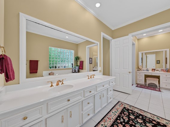 24602 W Kingscrest Circle Property Photo 23